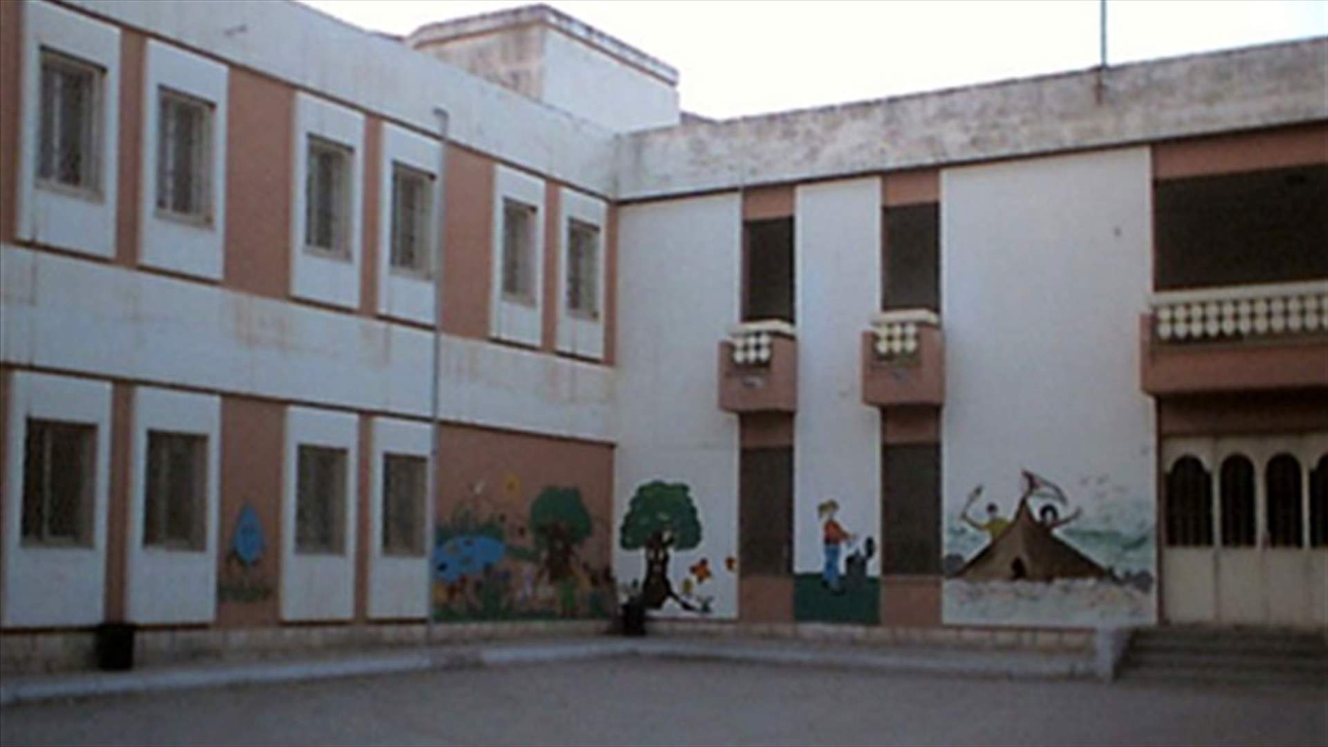3 former students sneak onto school campus, beat teacher 