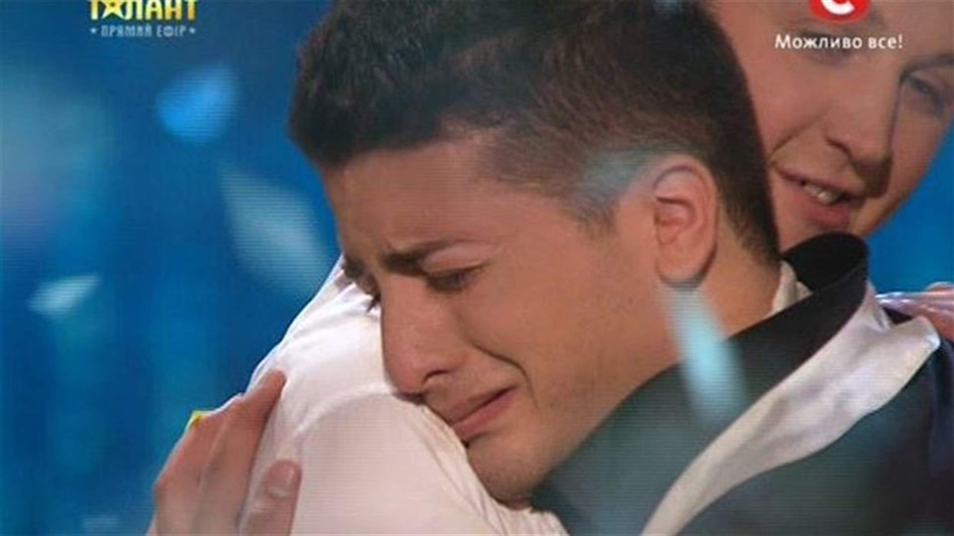 بالفيديو: سوري يفوز في برنامج عالمي للمواهب