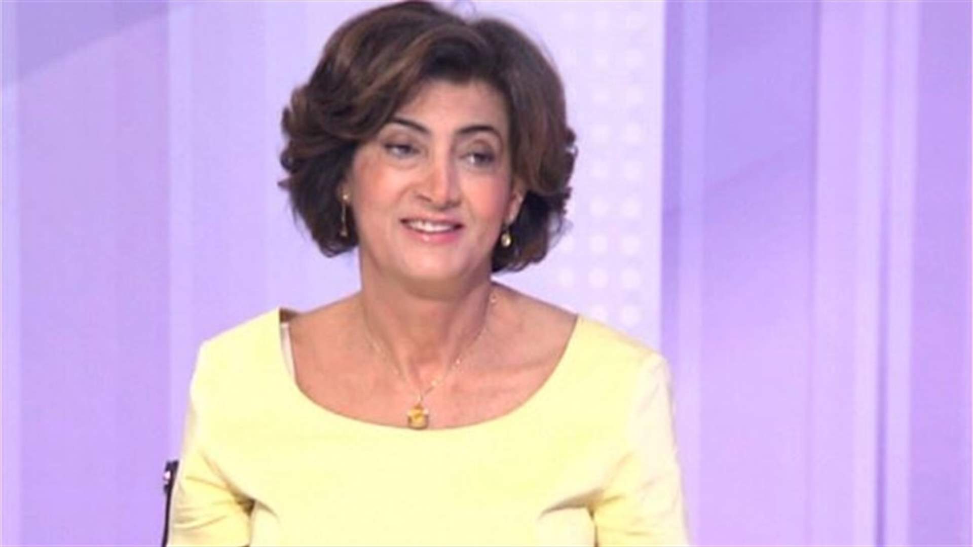 تعرض سيارة الزميلة سكارليت حداد للتحطيم في الحازمية 