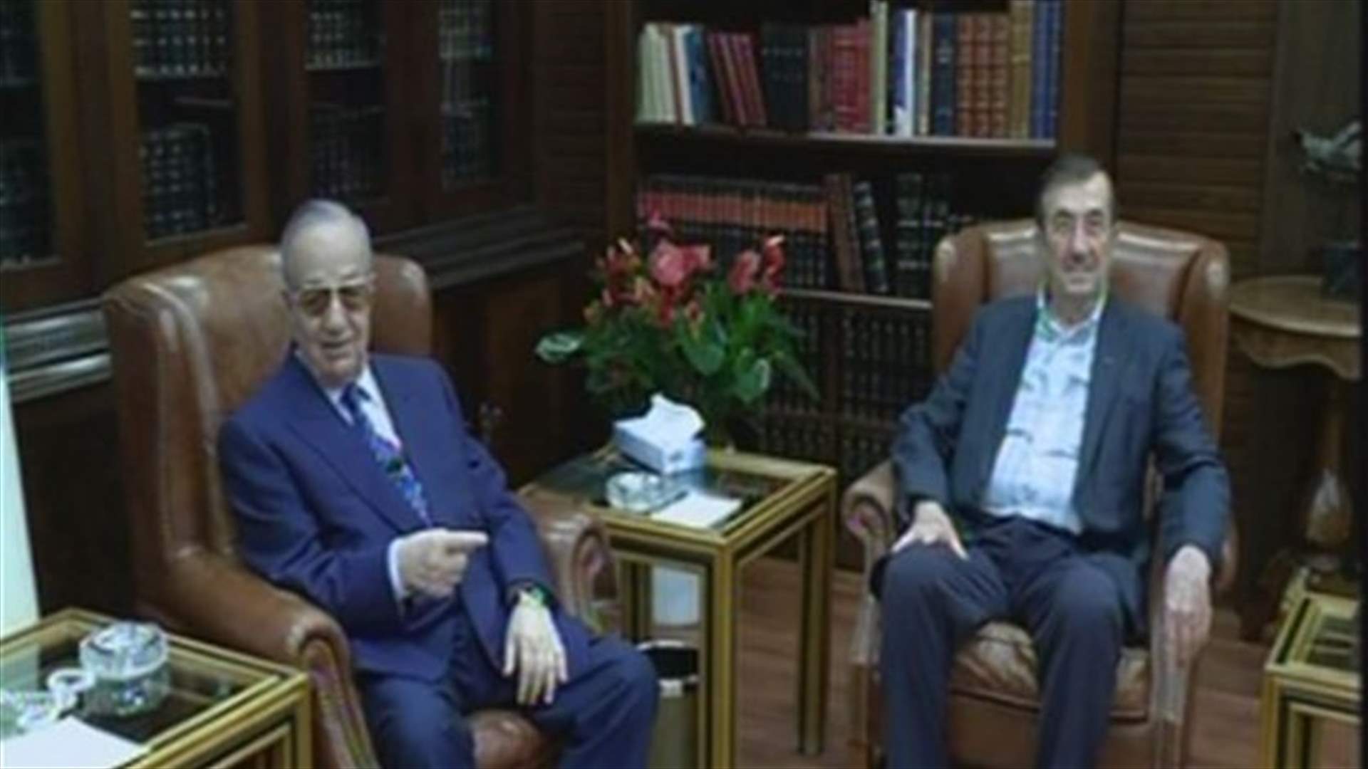المر بعد لقائه وفد تكتل التغيير والاصلاح: لانتخاب رئيس جديد بأسرع وقت 