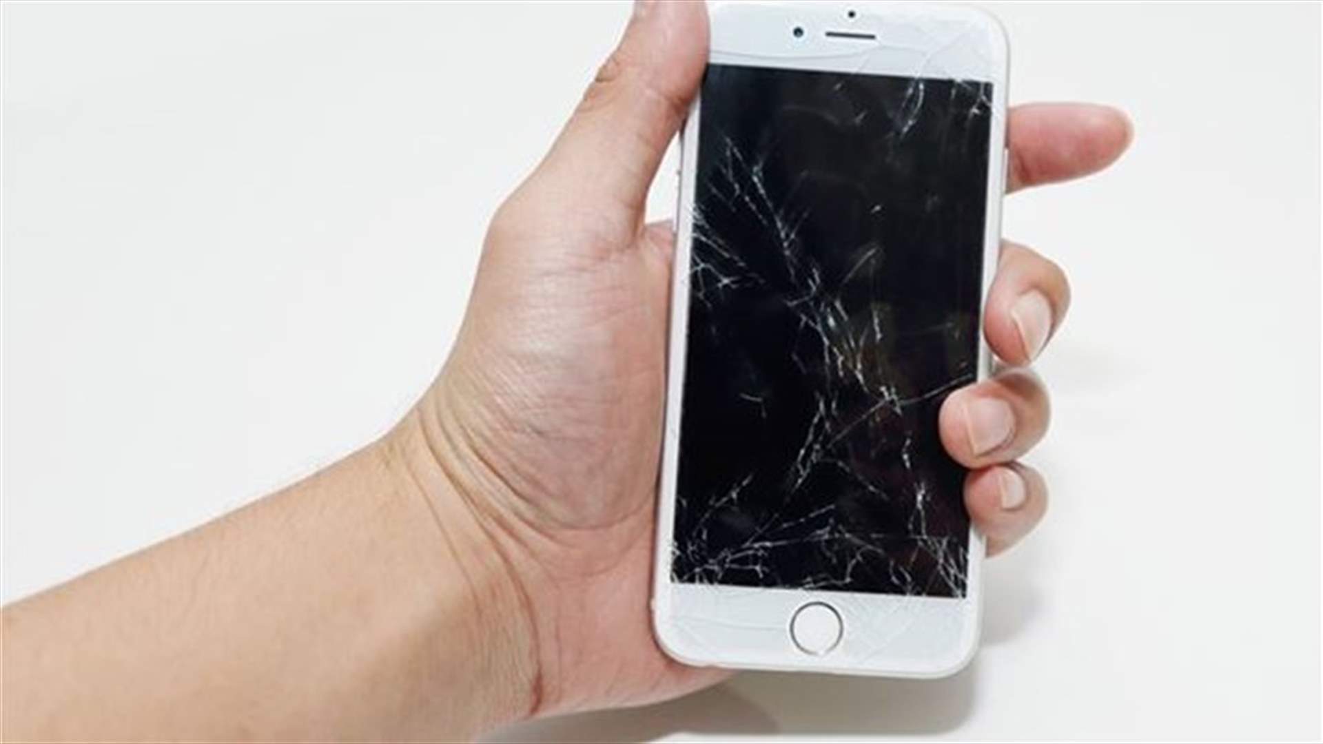 تحذير لمستخدمي أيفون: رسالة قد &quot;تدمّر&quot; هواتفكم!‏