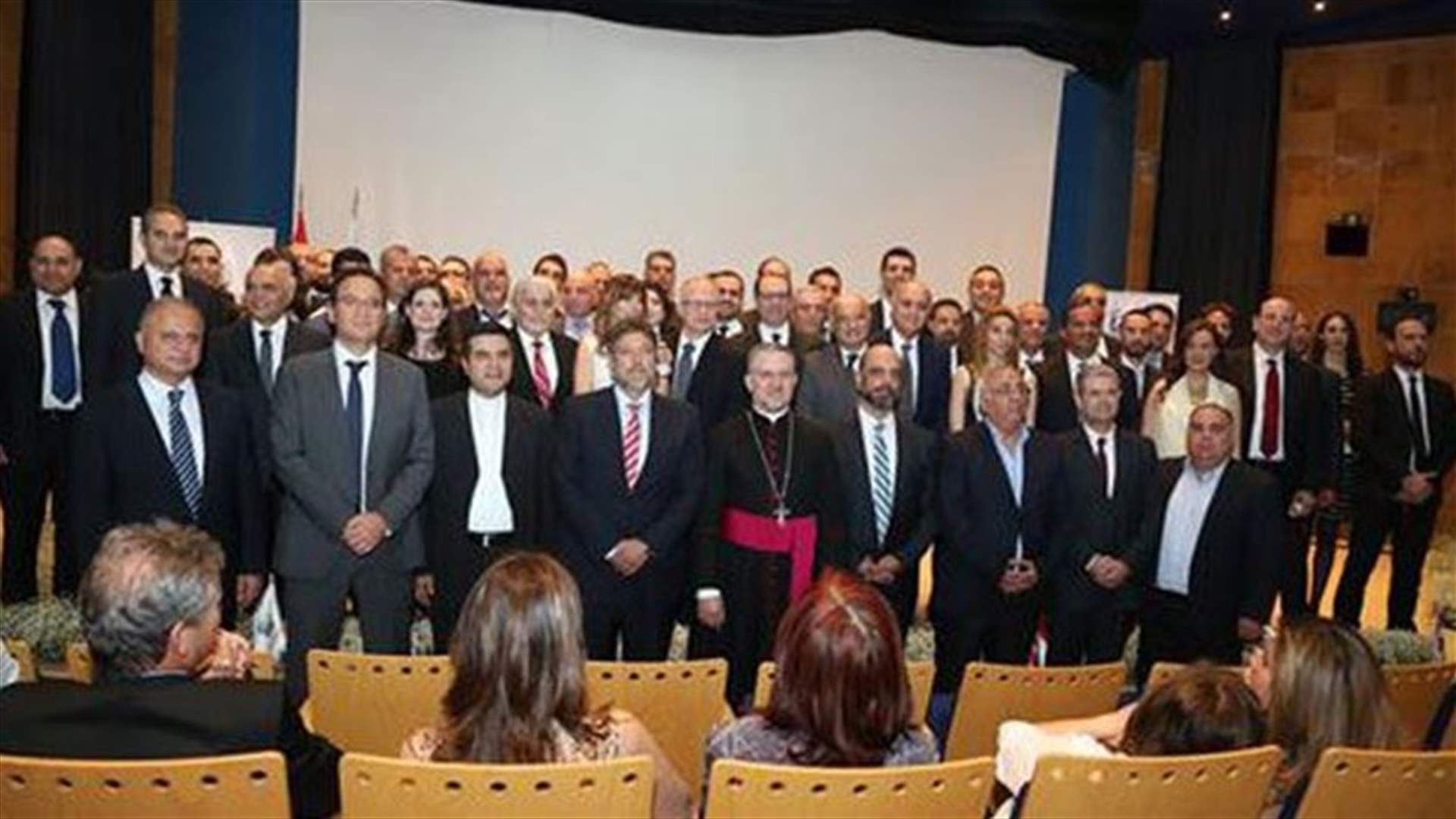 دفعة أولى من كوادر "لبنان الرسالة" برعاية كنسية