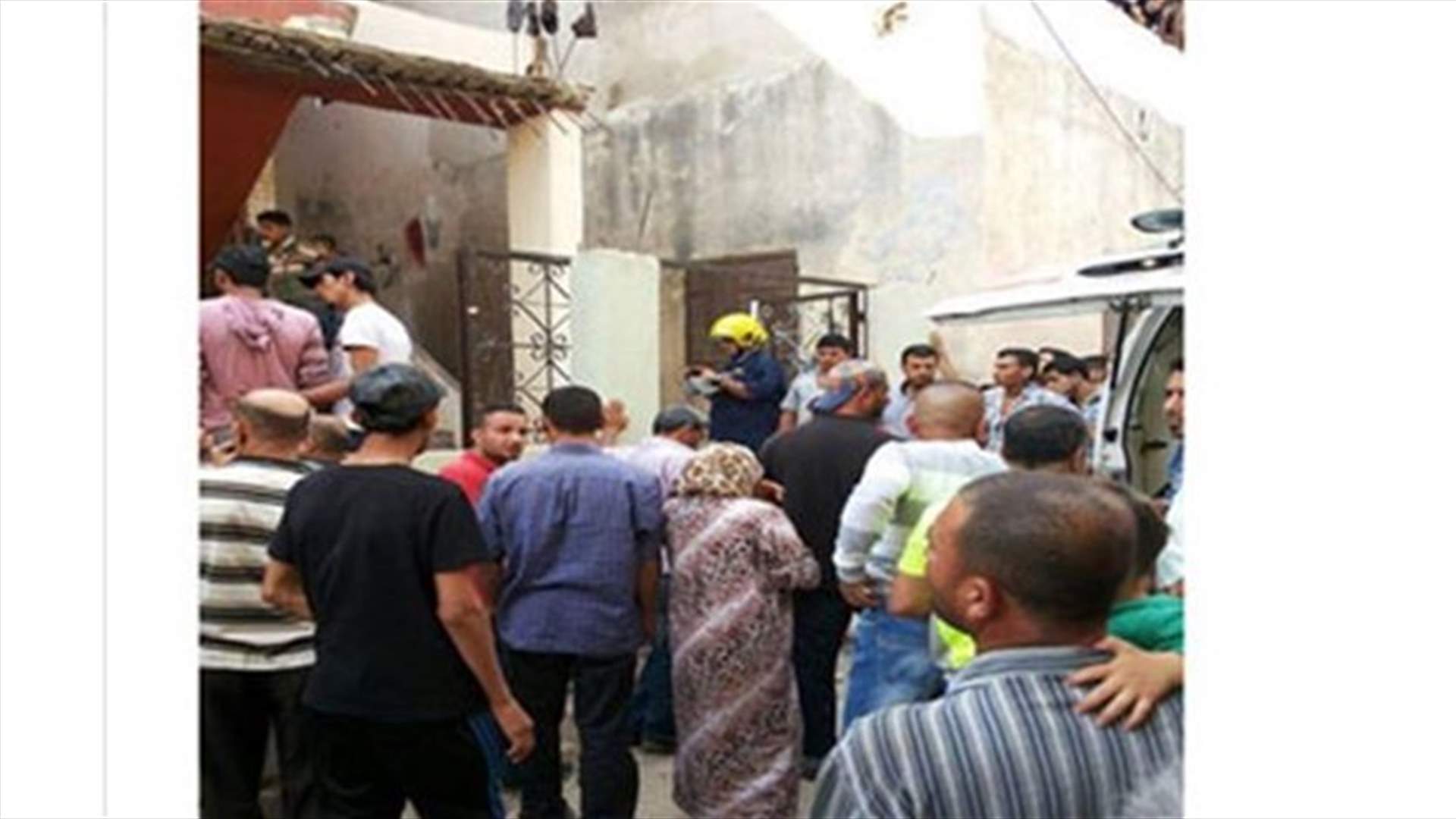أكثر من 10 جرحى اثر سقوط سقف منزل في الفوار