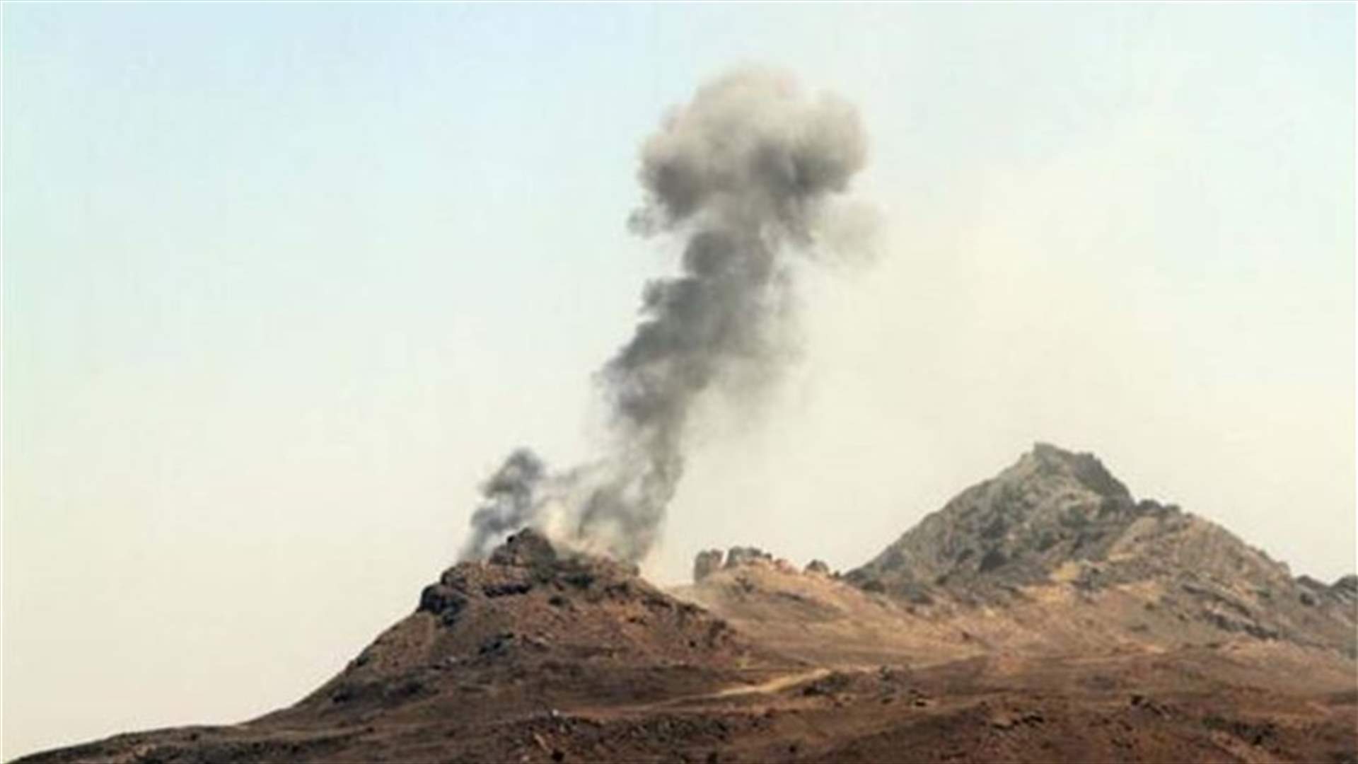 Arab war planes bomb Yemen; exiles report US-Houthi talks