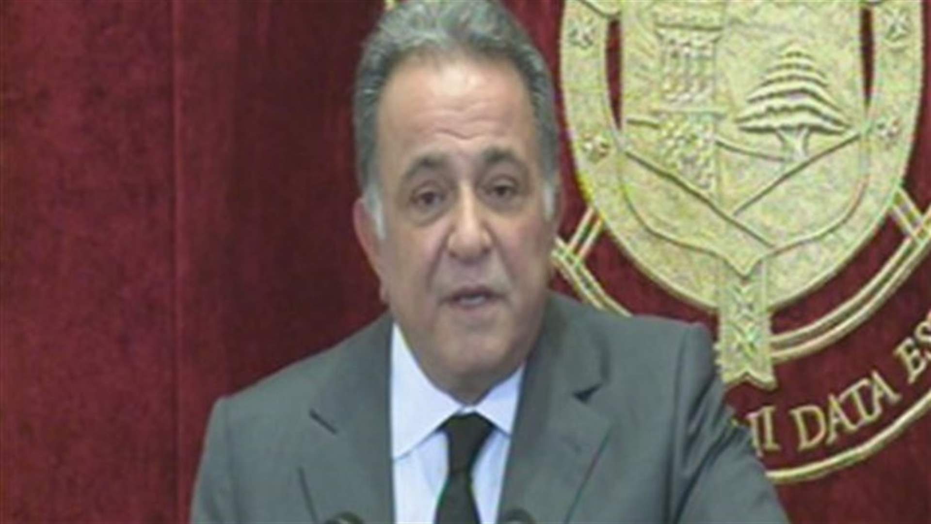 مكاري من بكركي: الحل في مجلس النواب 