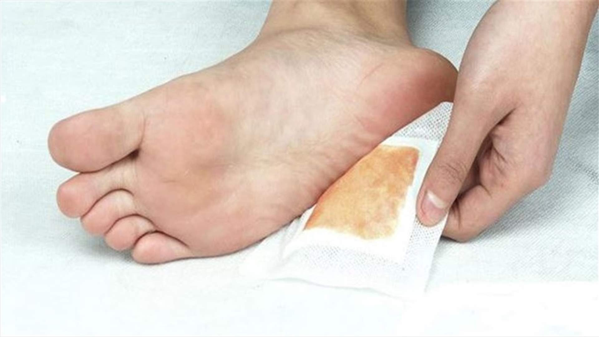 تعلموا كيفية اعداد ضمادات امتصاص السموم من الجسم 