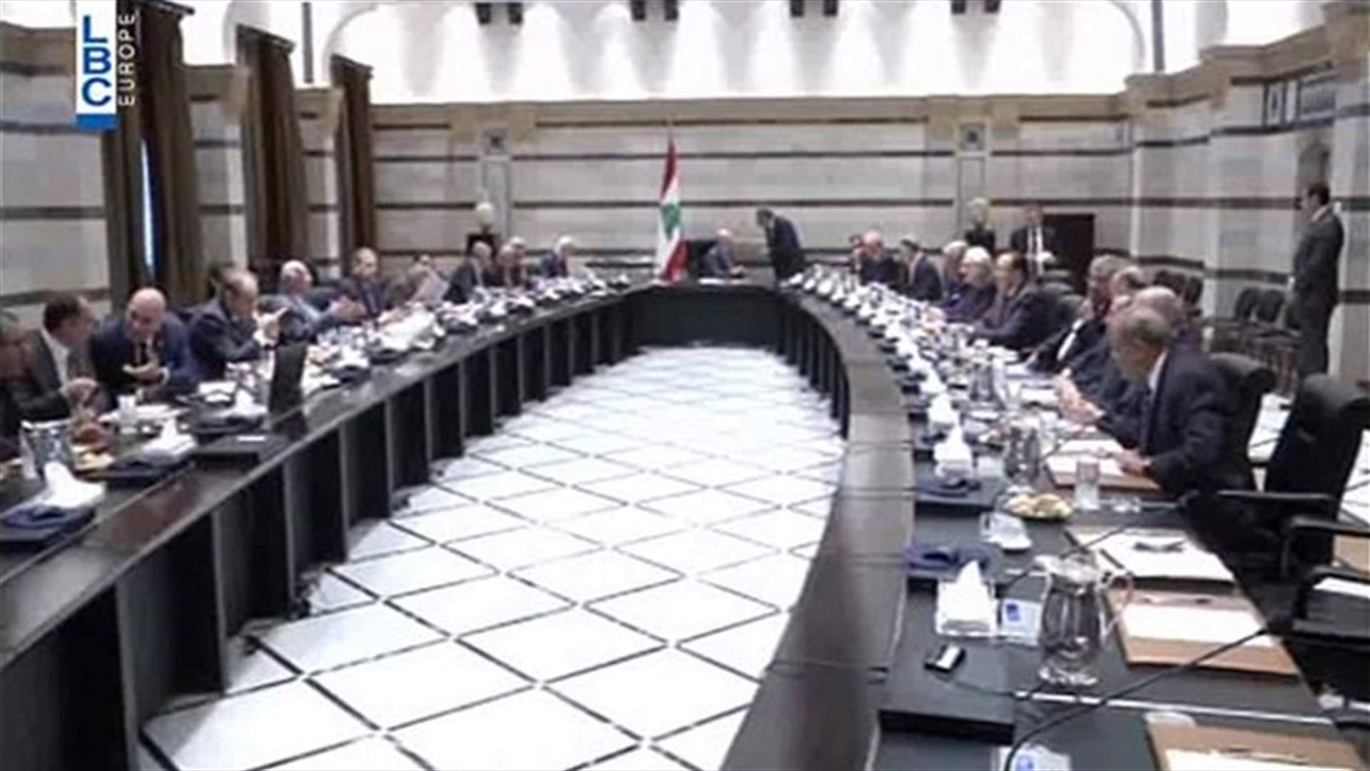 الحكومة في إجازة الى أجل غير مسمى