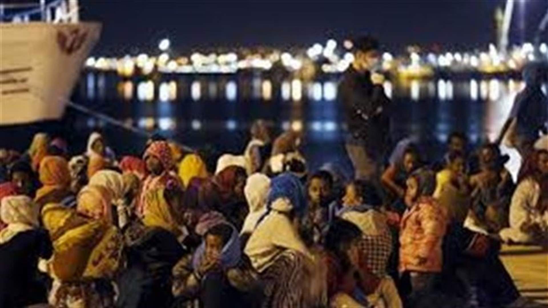 اكثر من 100 الف مهاجر وصلوا الى اوروبا عبر المتوسط في 2015