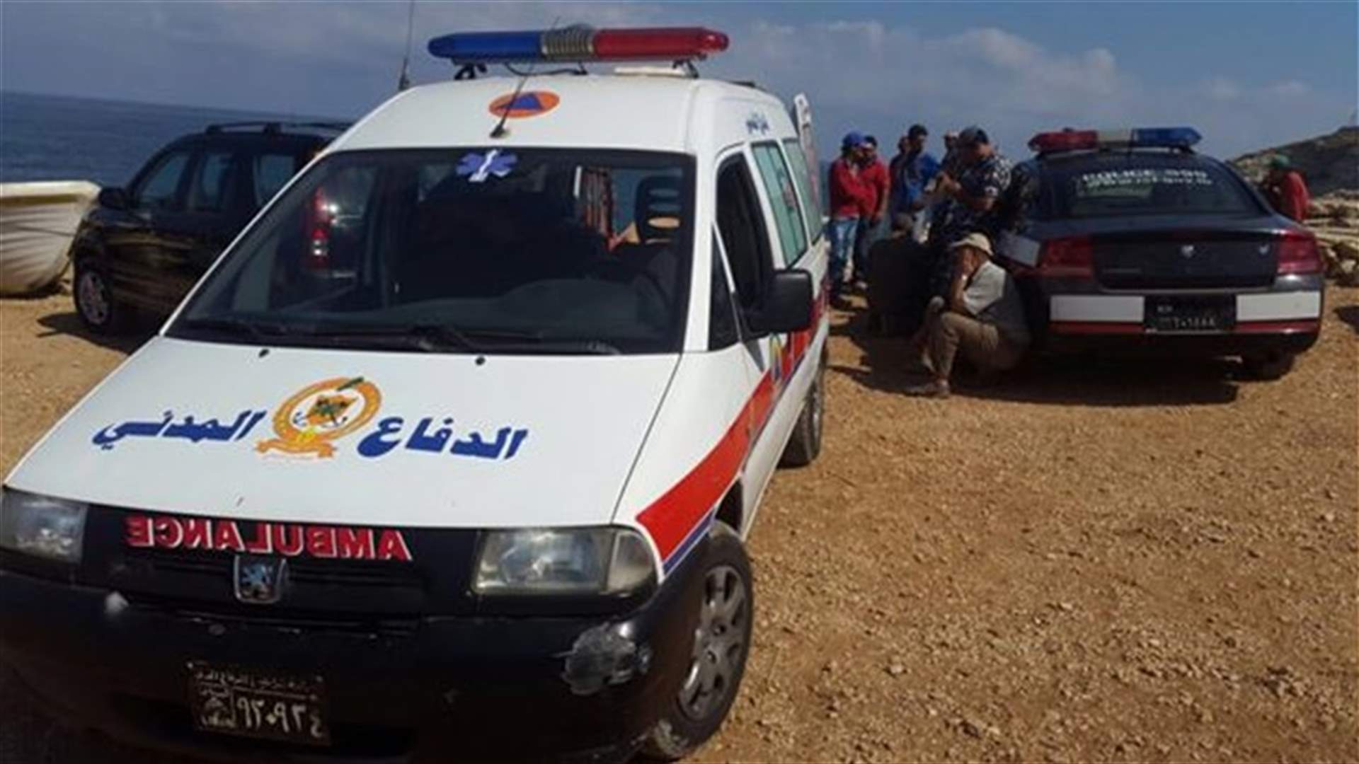 قتل اثر سقوطه في البحر مقابل الروشة