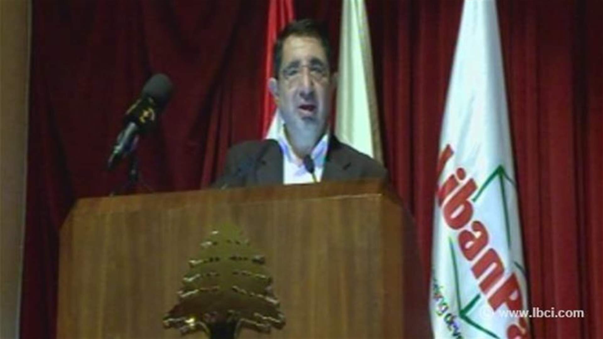 الحاج حسن يشدد على أهمية المواهب الشابة في الجامعات اللبنانية