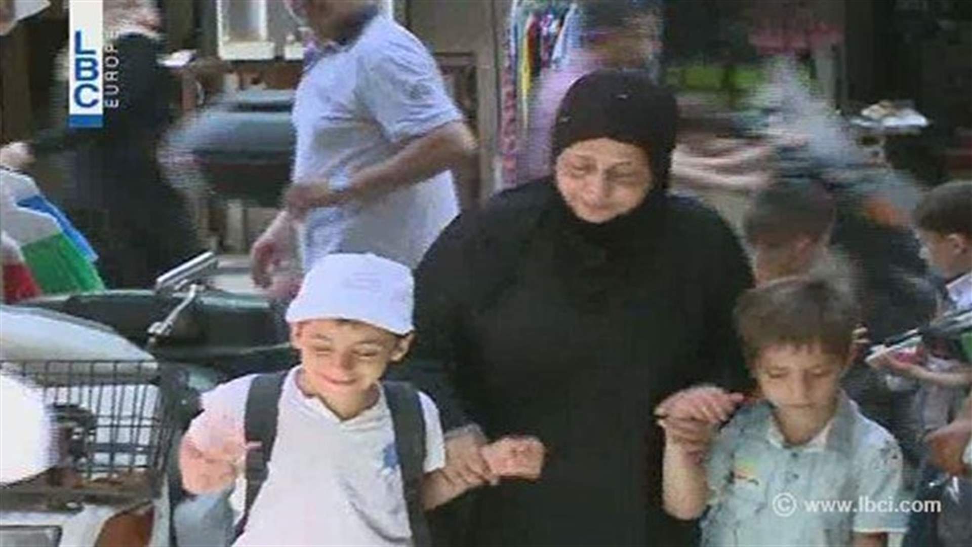 عرضوا عليها شراء أحفادها... فهل قبلت؟
