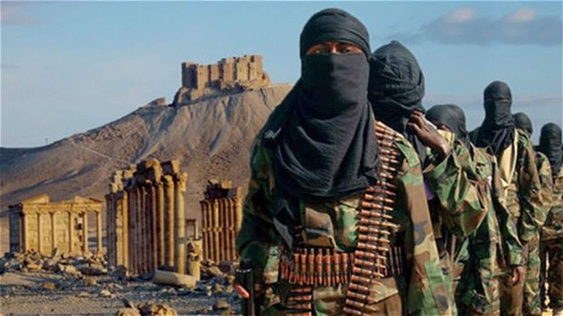 داعش يزرع ألغاما وقنابل في تدمر