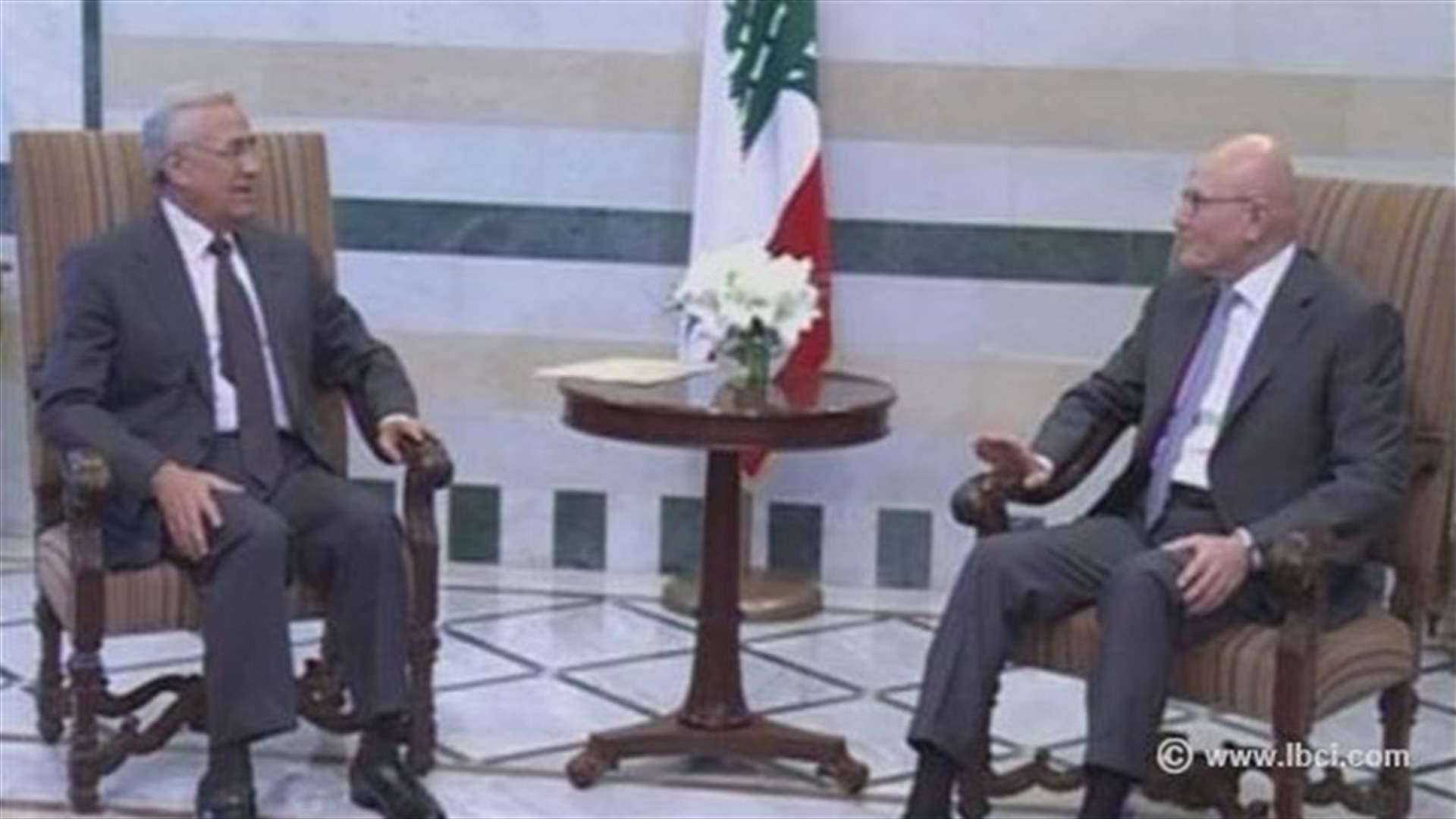 سليمان يعد لقاء سلام: من حق رئيس الحكومة ان يجمع مجلس الوزراء لادارة شؤون الناس