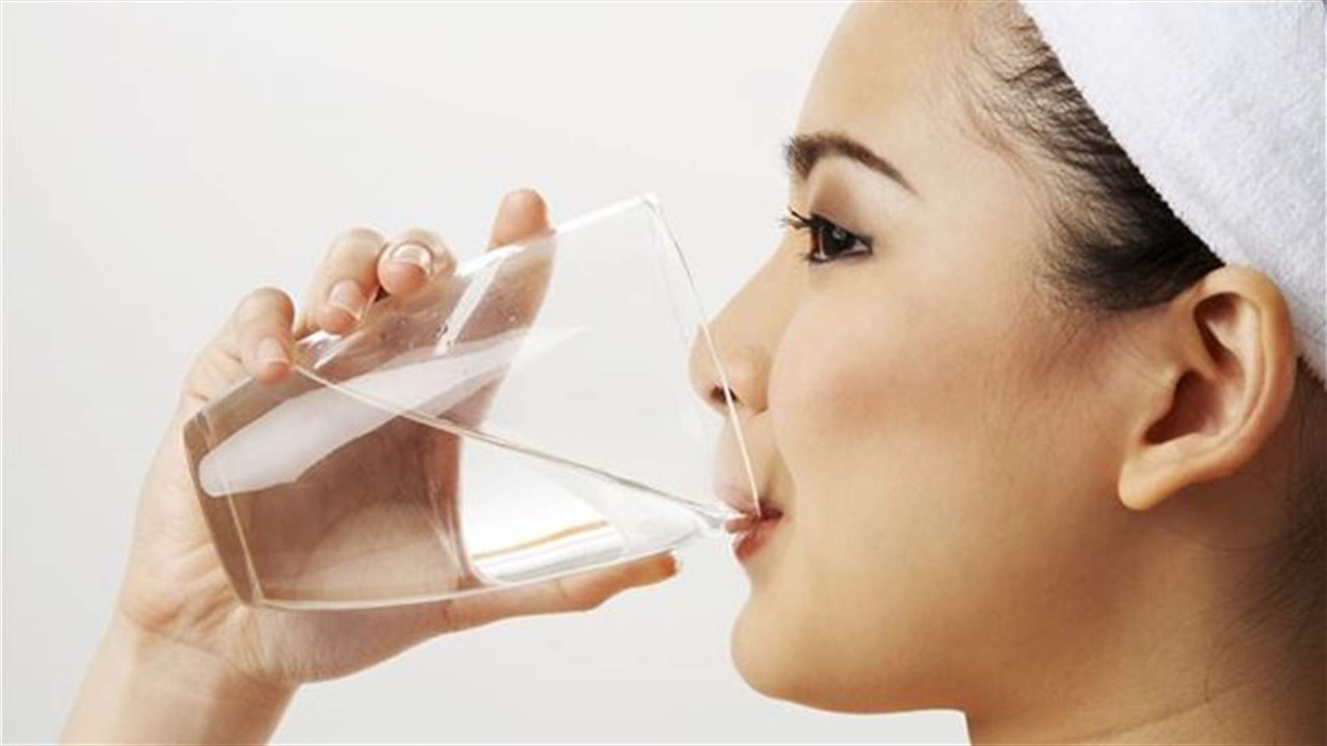 إشربوا الماء الفاتر لصحة أفضل