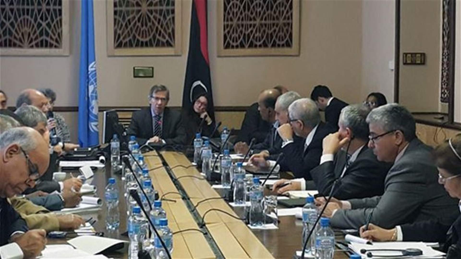 Libyan factions sit at the same table in UN peace talks