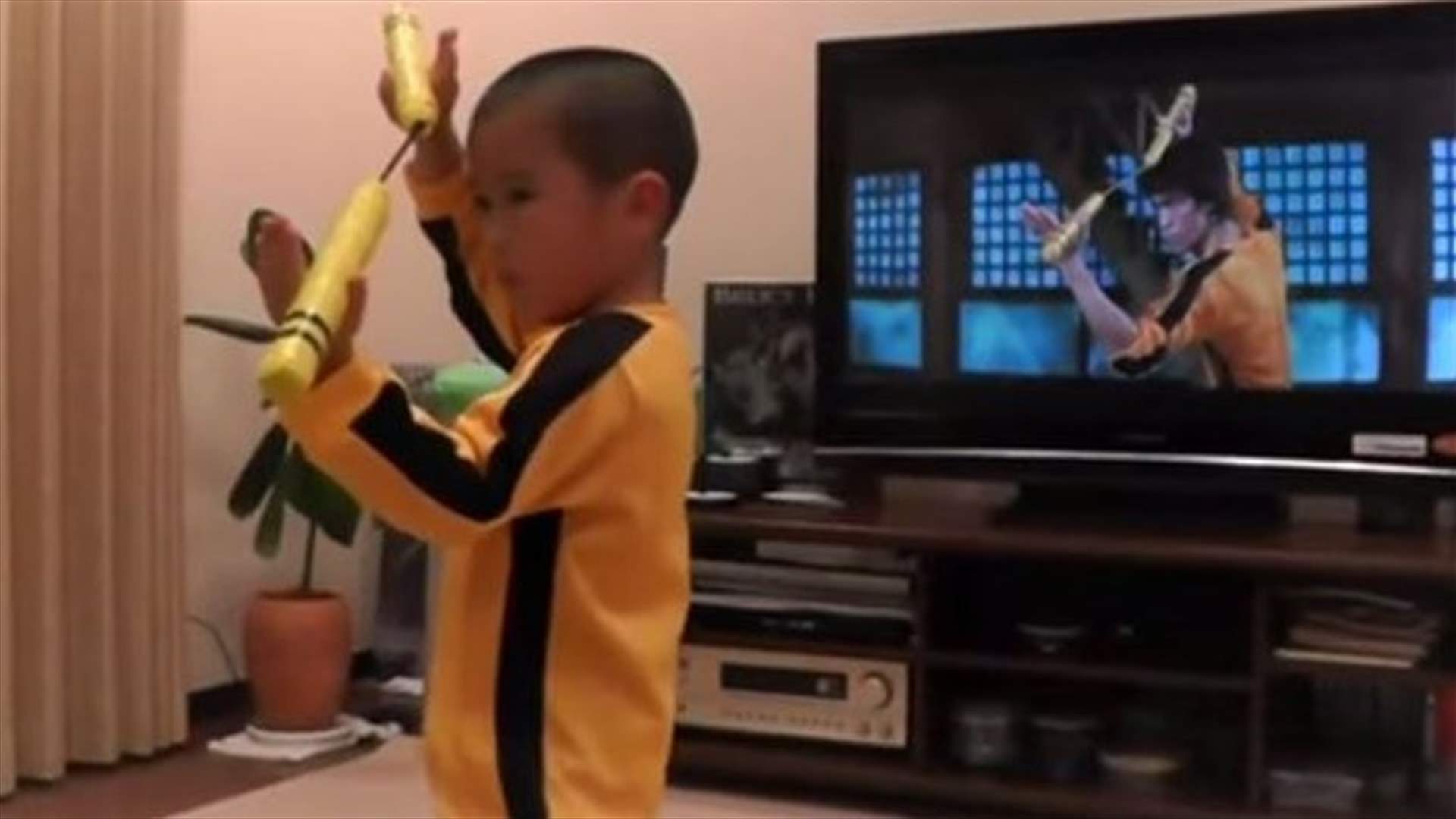 بالفيديو: إحذروا هذا الطفل الياباني! 