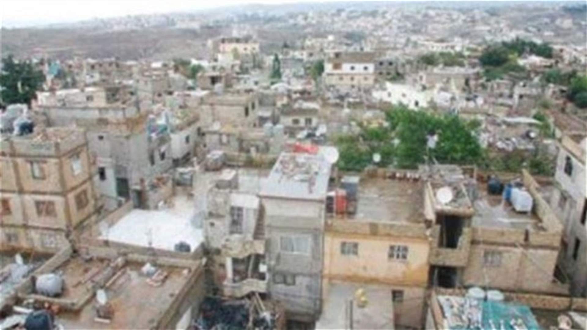 إحراق سيارة في مخيم المية ومية