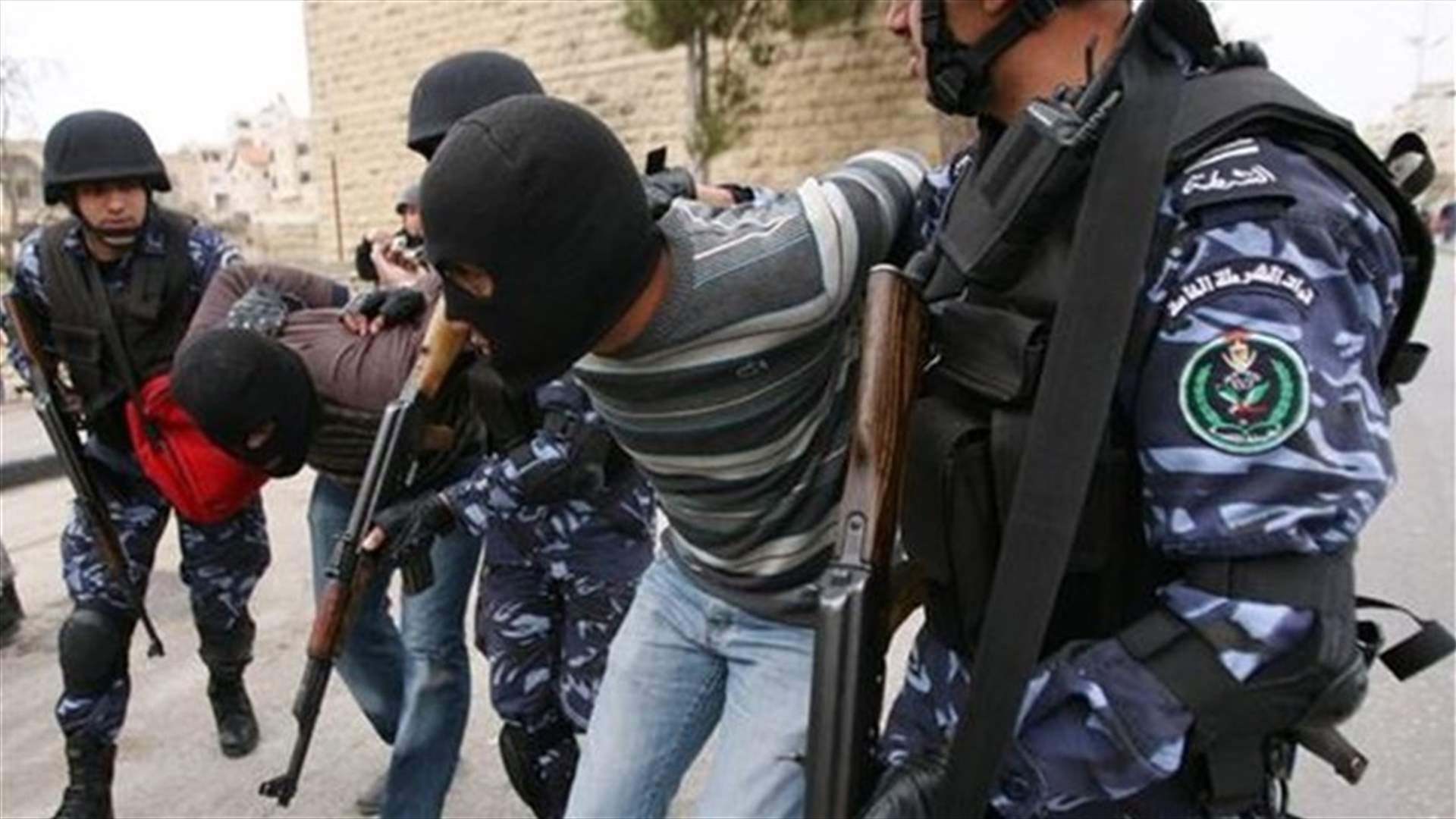 حماس تتهم الاجهزة الفلسطينية بشن حملة اعتقالات ضد عناصرها