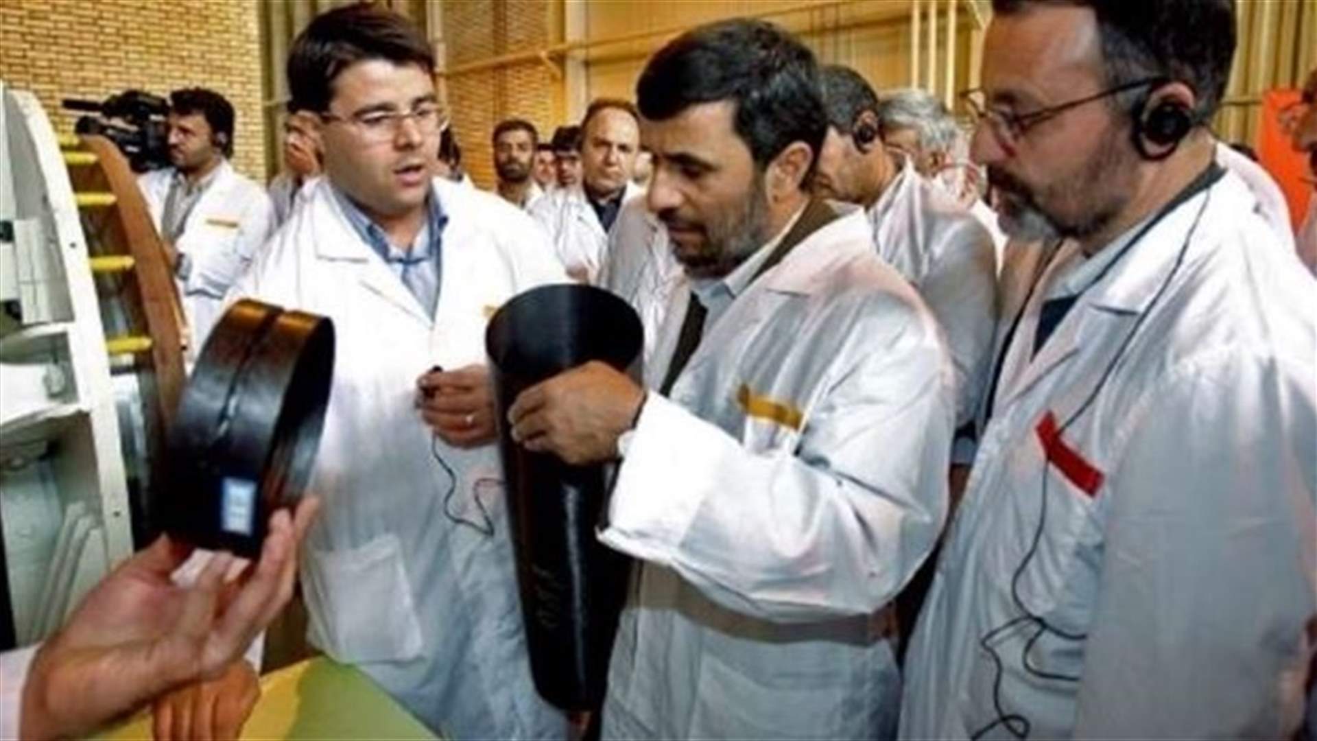مفاوضو الملف النووي الايراني يخوضون سباقا ضد الساعة
