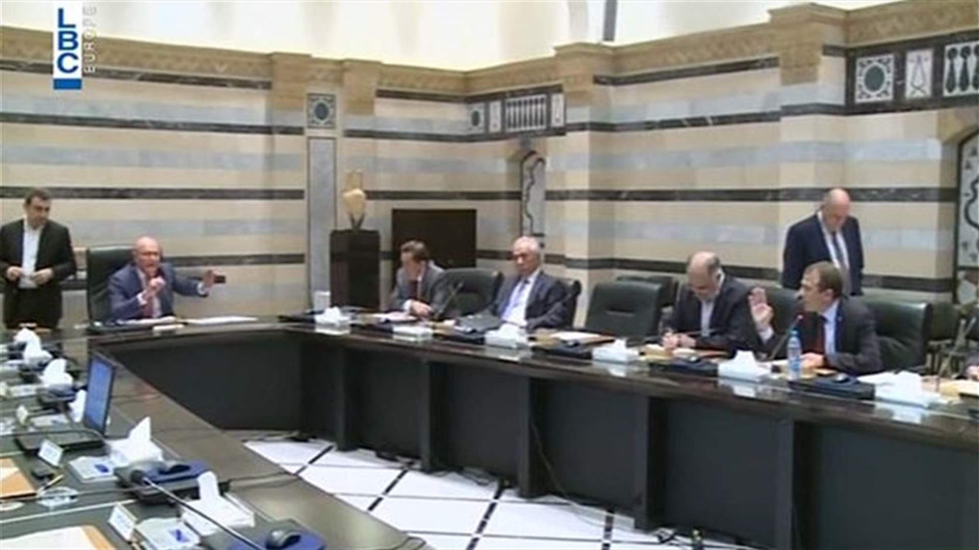 الوفاء للمقاومة : سياسة التفرد وتهميش التي اعتمدها المستقبل لا تزال تمعن في تخريب الدولة