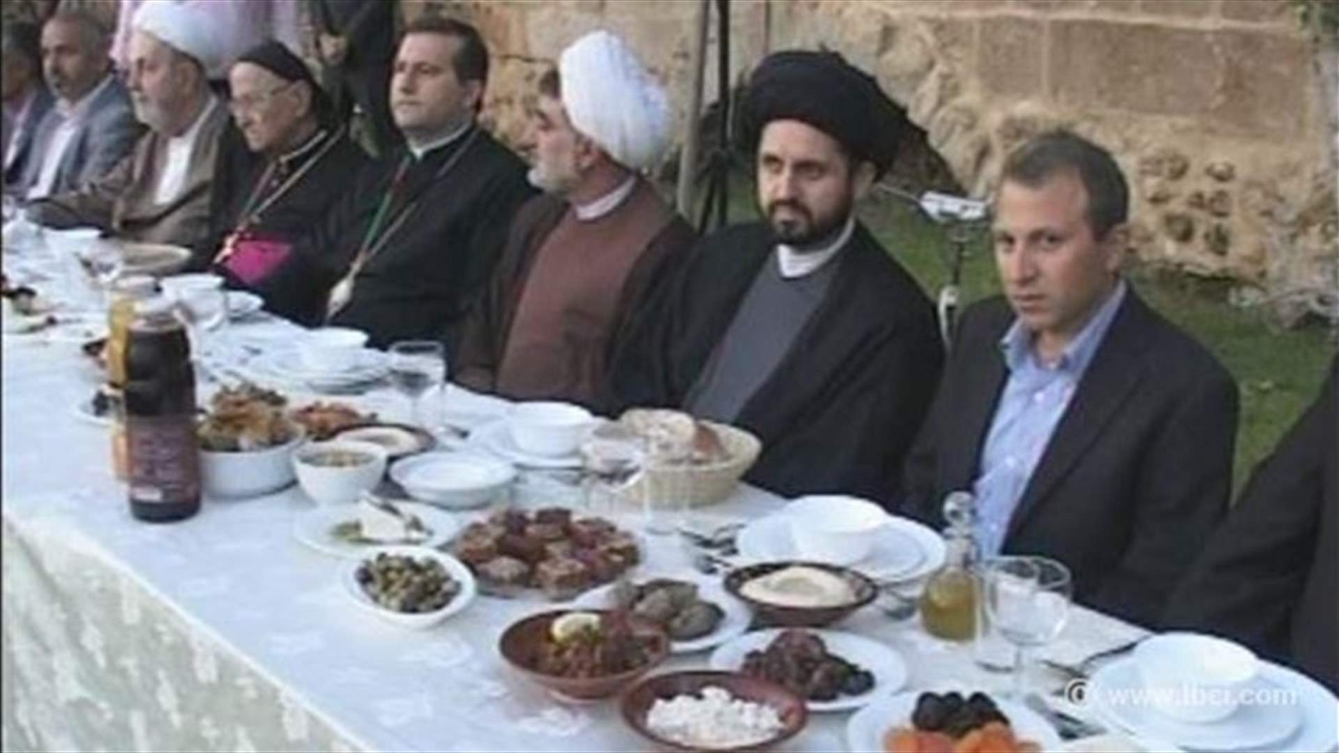 باسيل يؤكّد تبني خيار التلاقي بين اللبنانيين