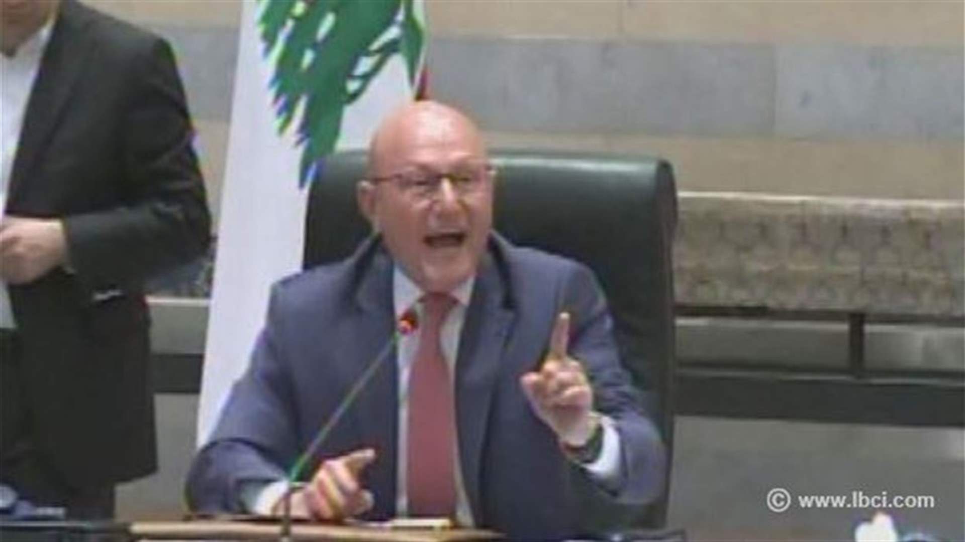 لمى سلام: "قلبي دقّ"