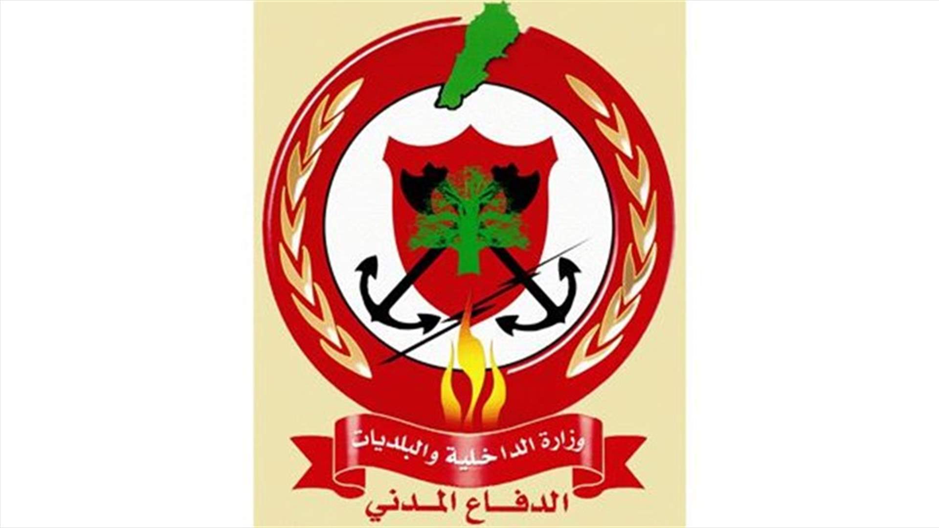 انقاذ 15 شخصا من زورق اصطدم بالصخور قبالة شاطئ صور