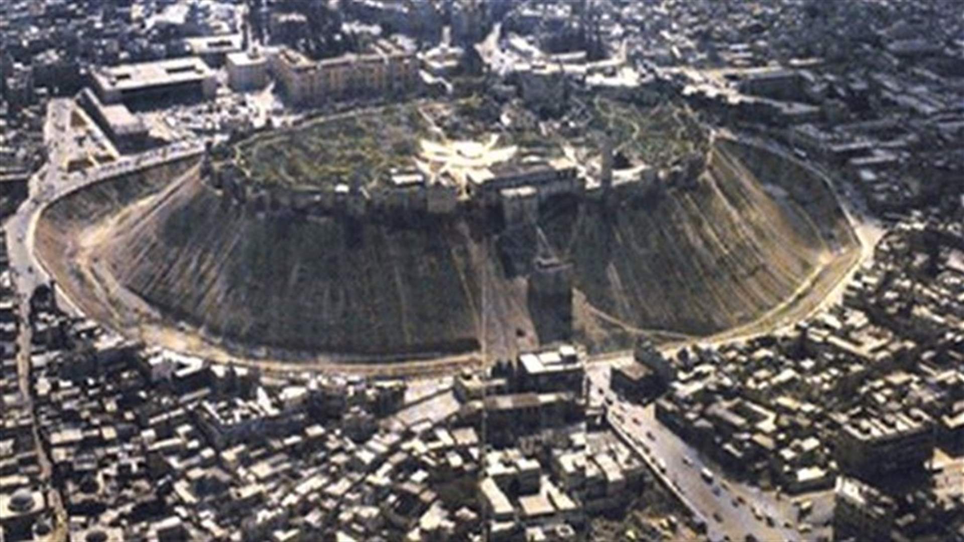 انهيار جزء من السور الرئيسي لقلعة حلب