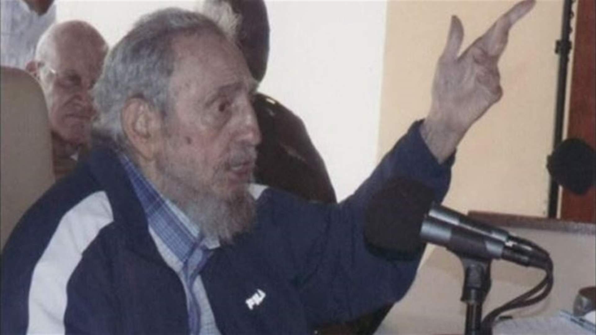 فيدل كاسترو يطل للمرة الثانية في أقل من أسبوع