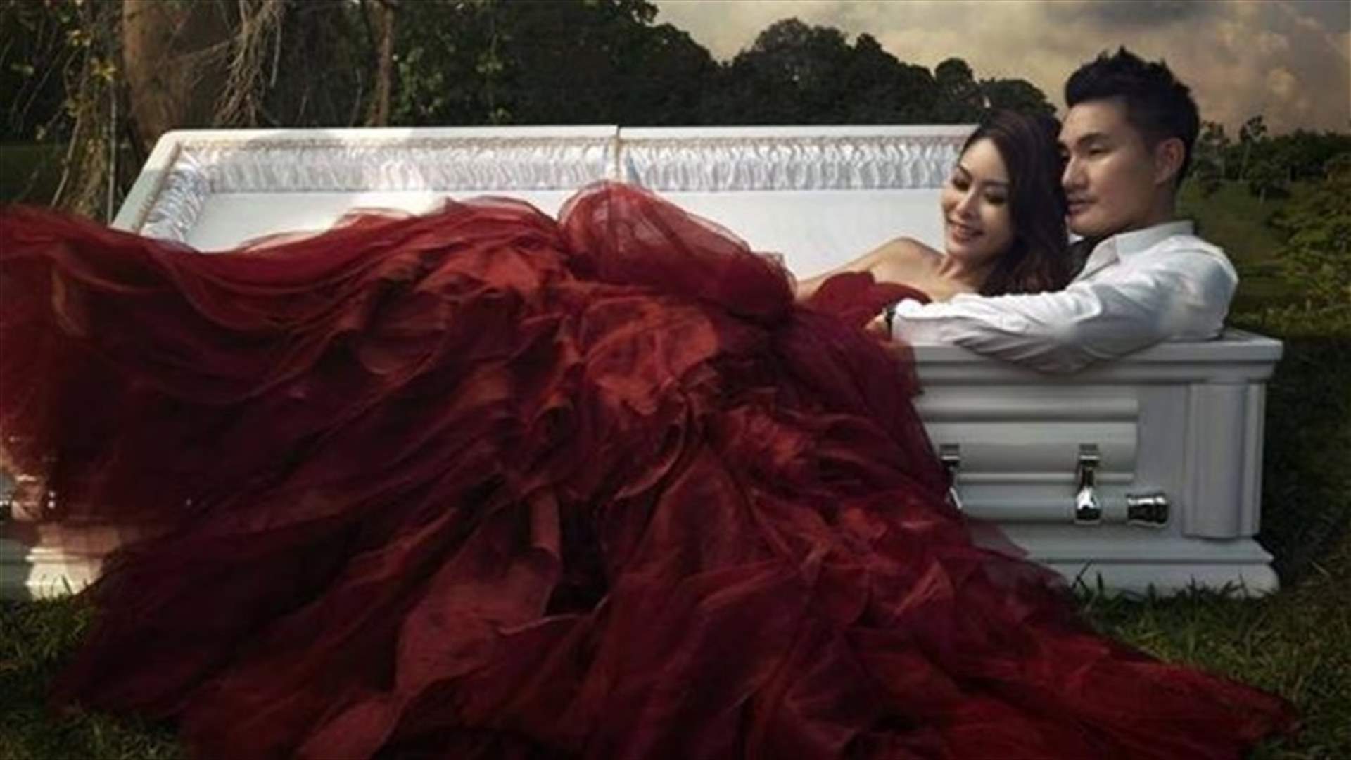 بالصّور: حفل زفاف أو جنازة؟ 