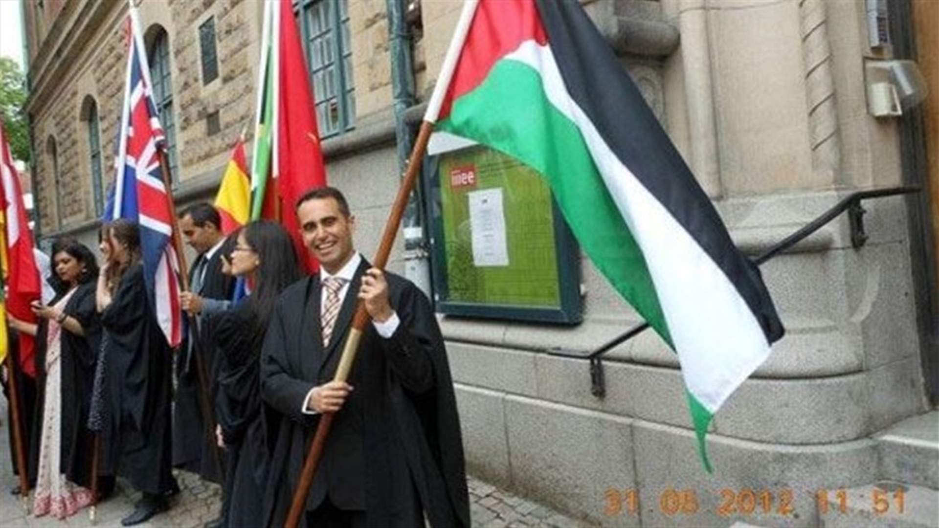 فلسطيني .. يحمل اكبر عدد في العالم من الشهادات الجامعية؟