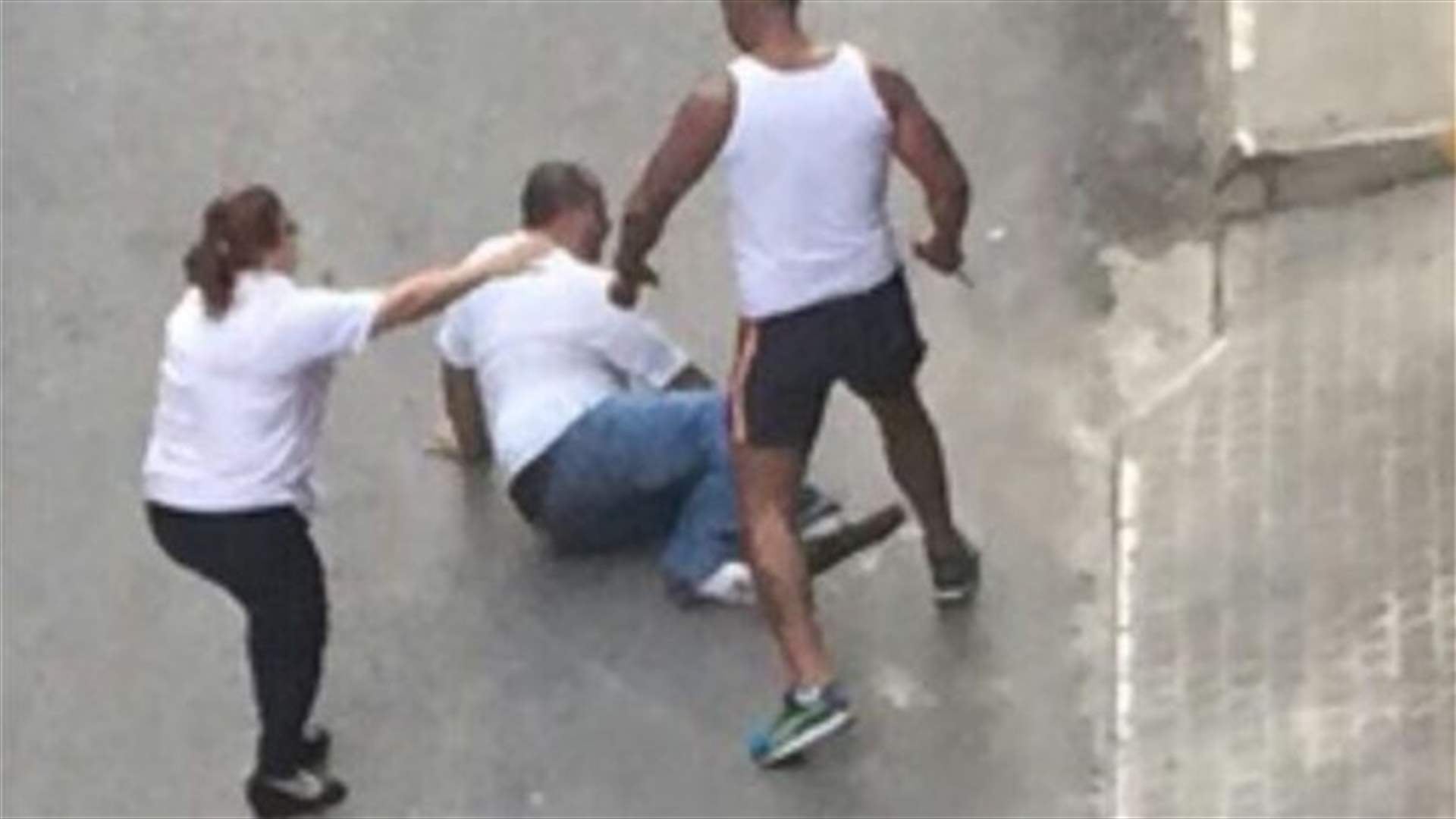 REPORT: Man chases another driver from airport road to Gemayzeh, stabs him multiple times 
