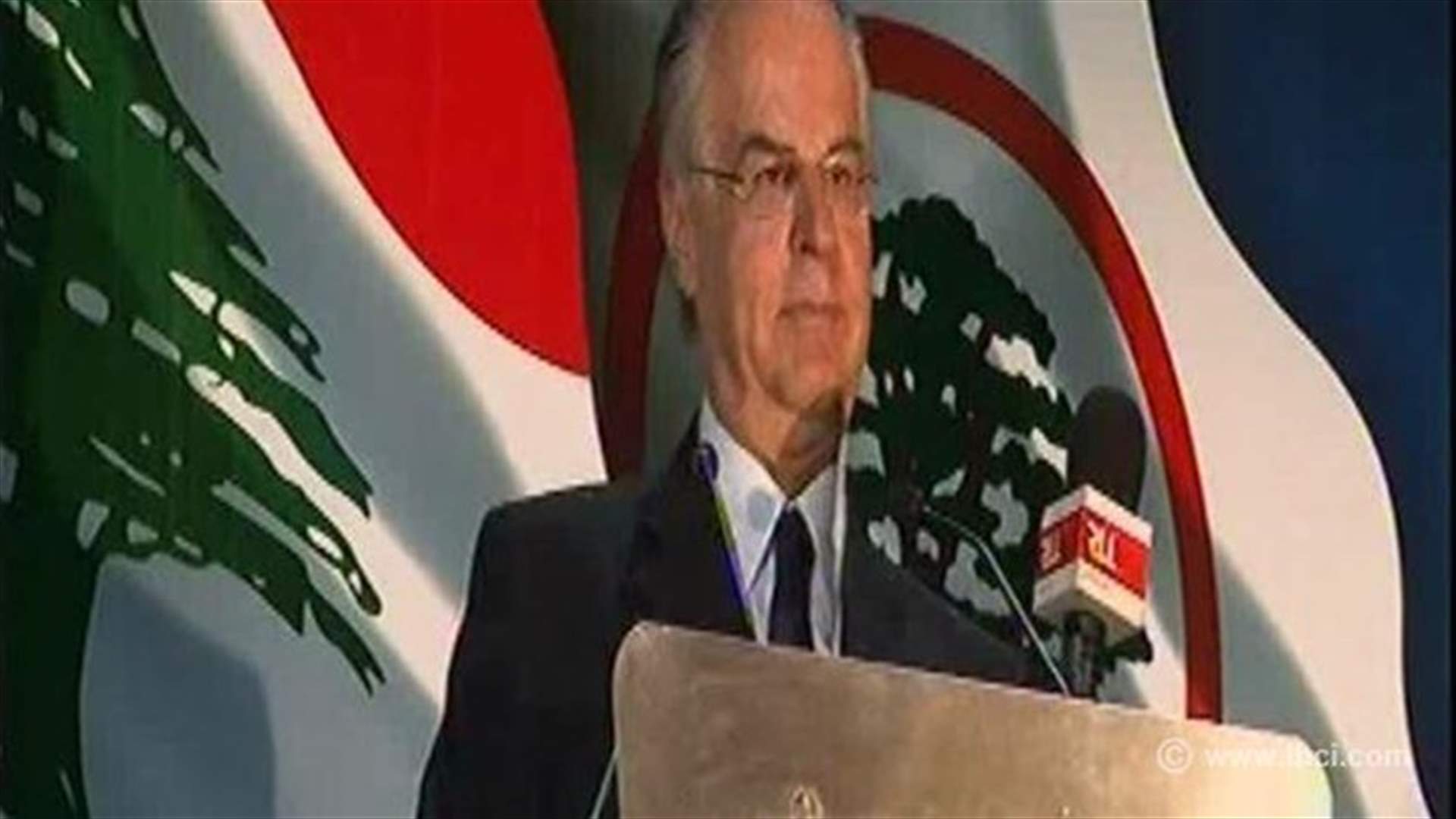 عدوان: لا تسويات رئاسيّة قريبة