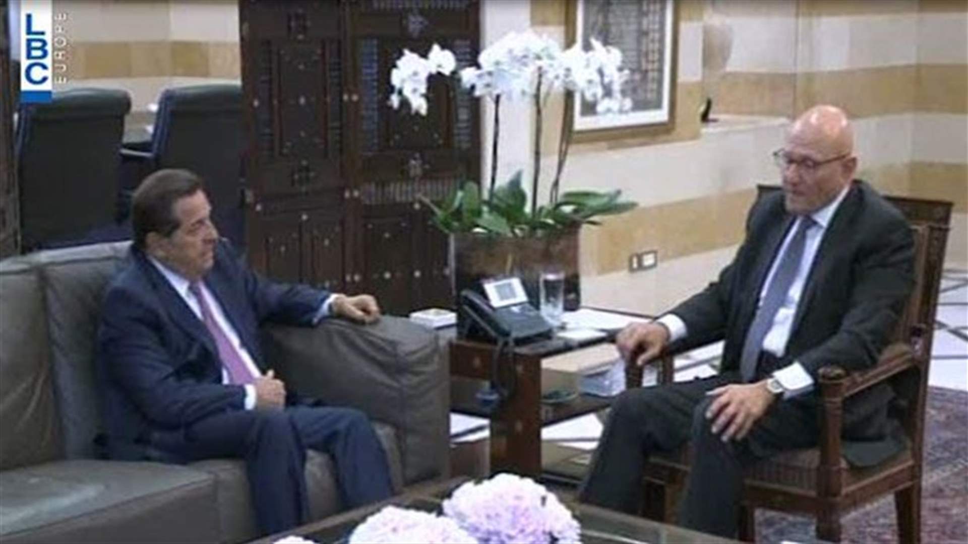حرب: سلام غير قابل لان يكون شاهد زور اذا استمر تعطيل الحكومة