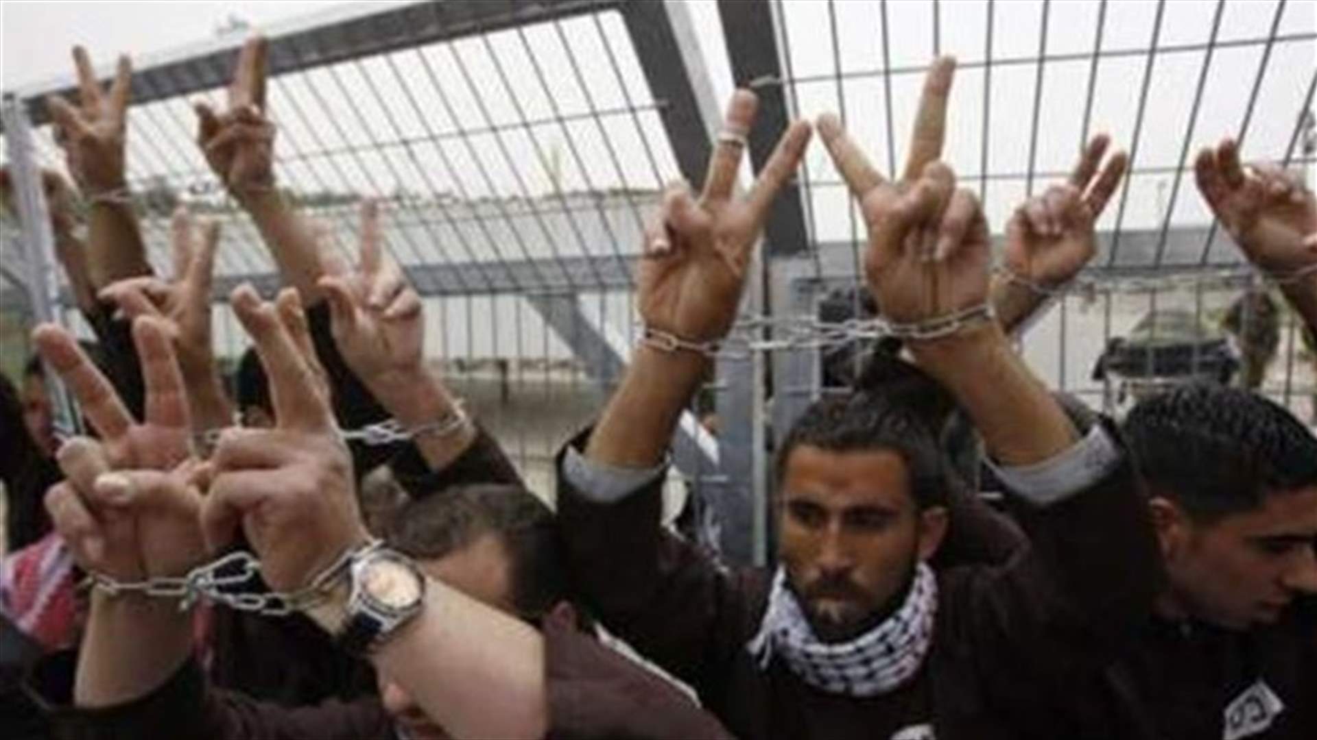 Israel authorizes force-feeding of hunger-striking prisoners
