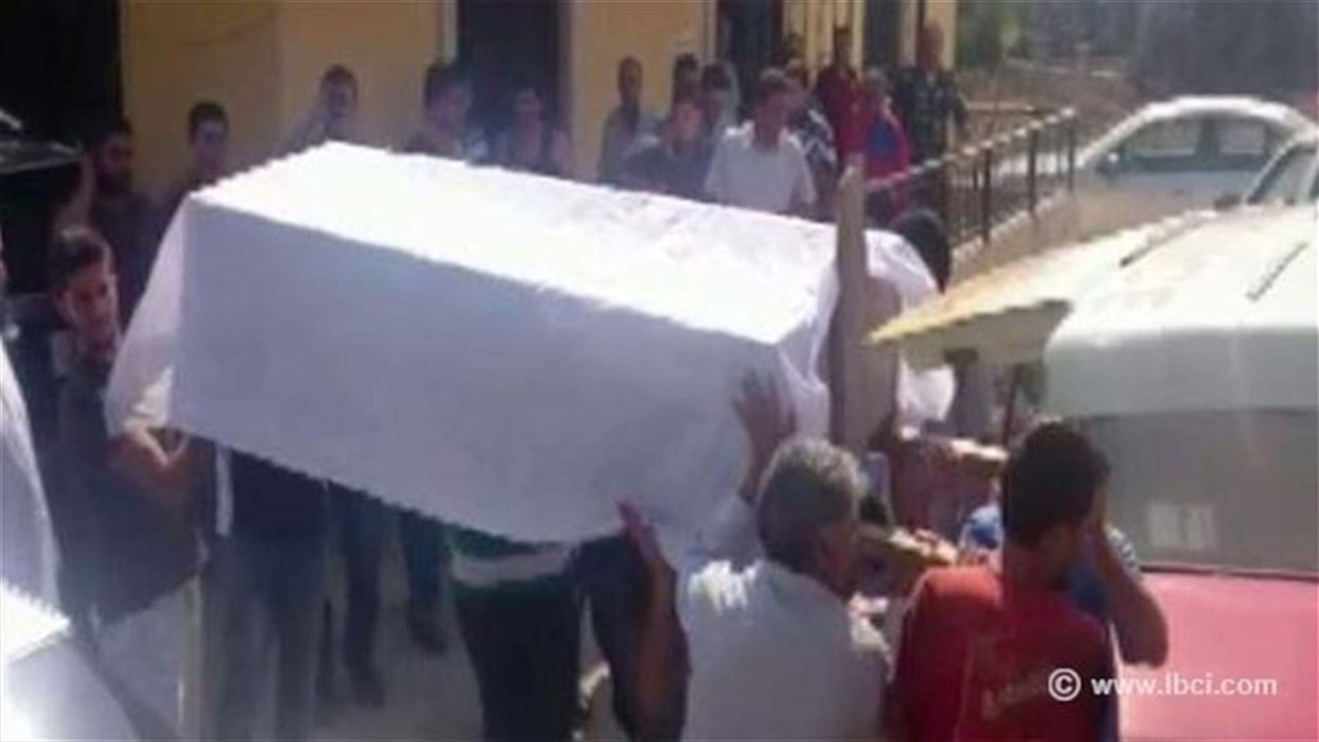 Lebanese army launches manhunt for father who killed son