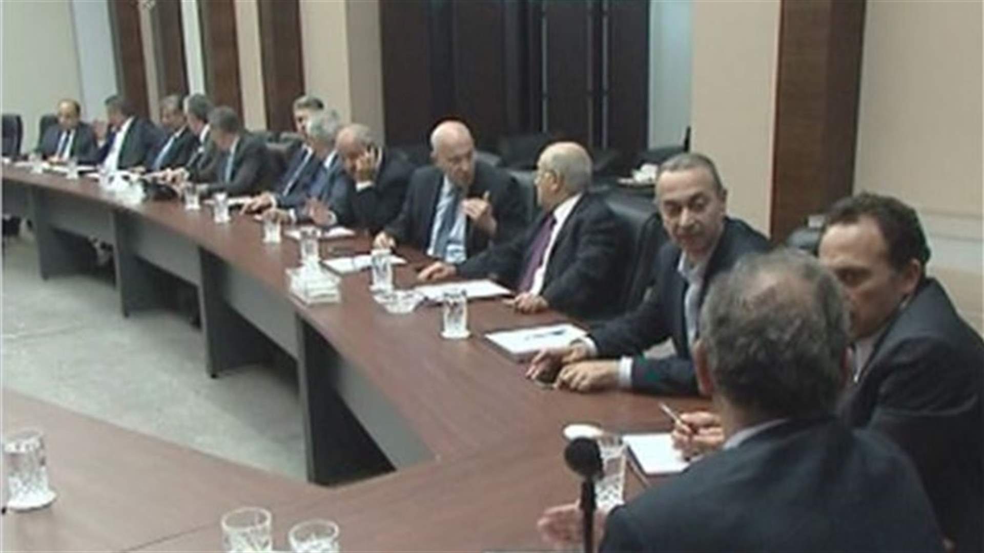المستقبل: حل أزمة النفايات مسؤولية الحكومة