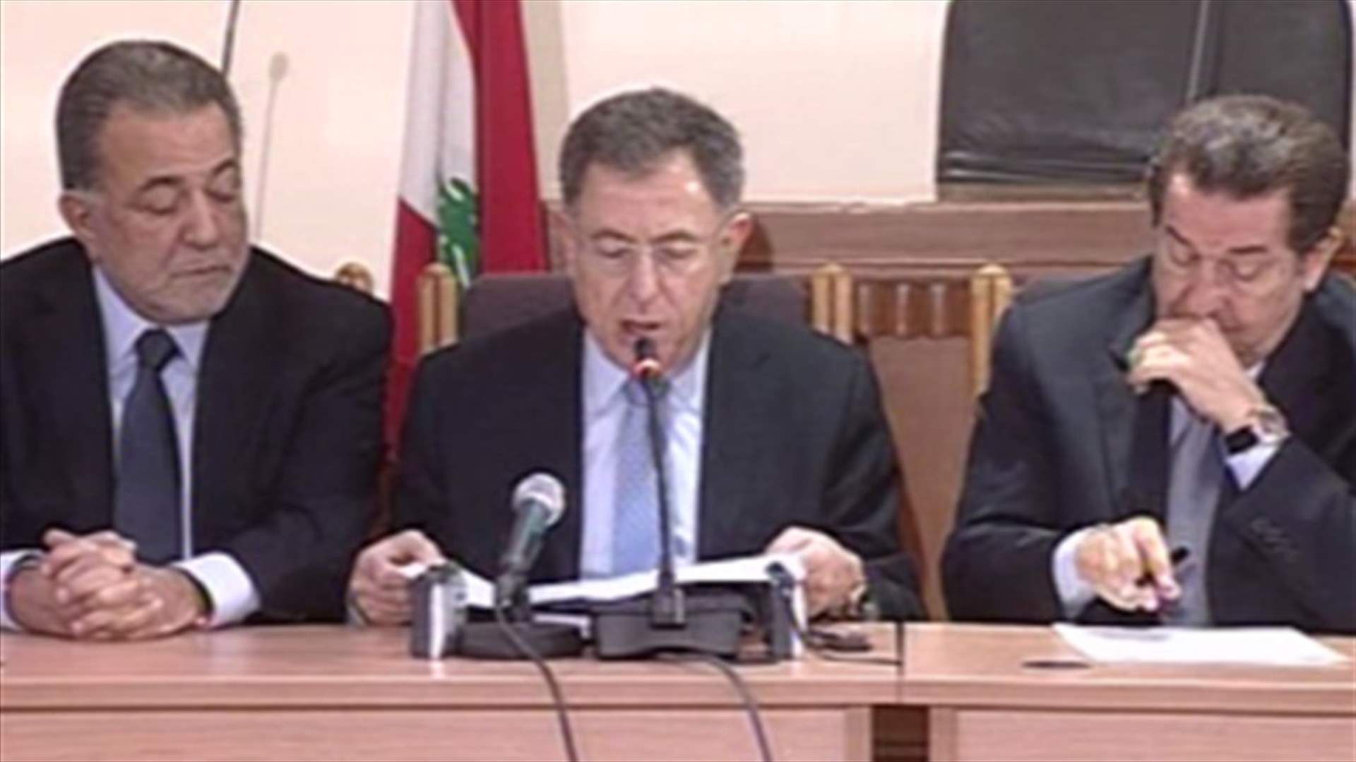 Siniora: Key to solve financial crisis is through adopting former budgets 