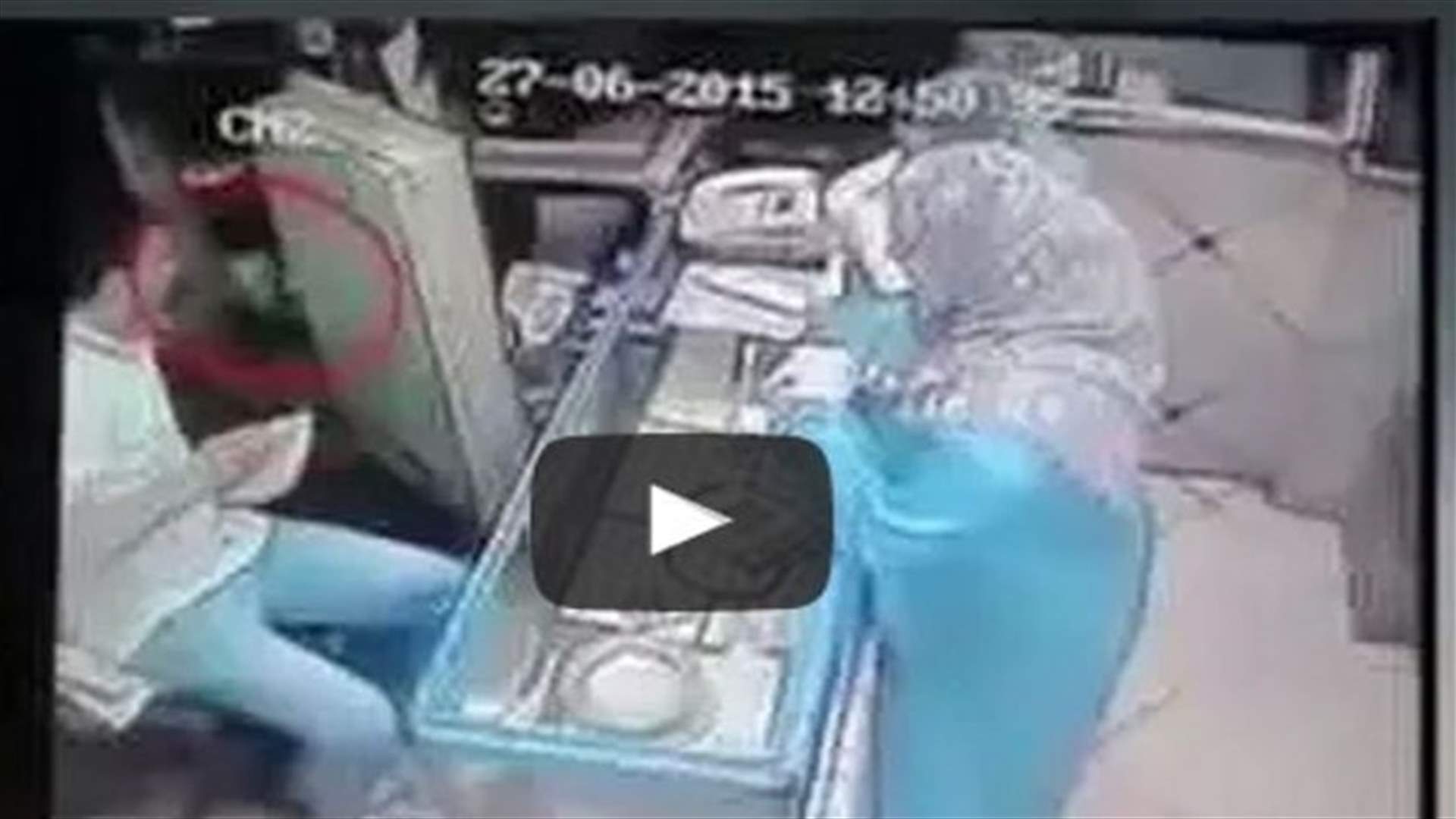 بالفيديو: هكذا تسرق عصابة نسائية أكثر من 60 كلغ من الذهب!