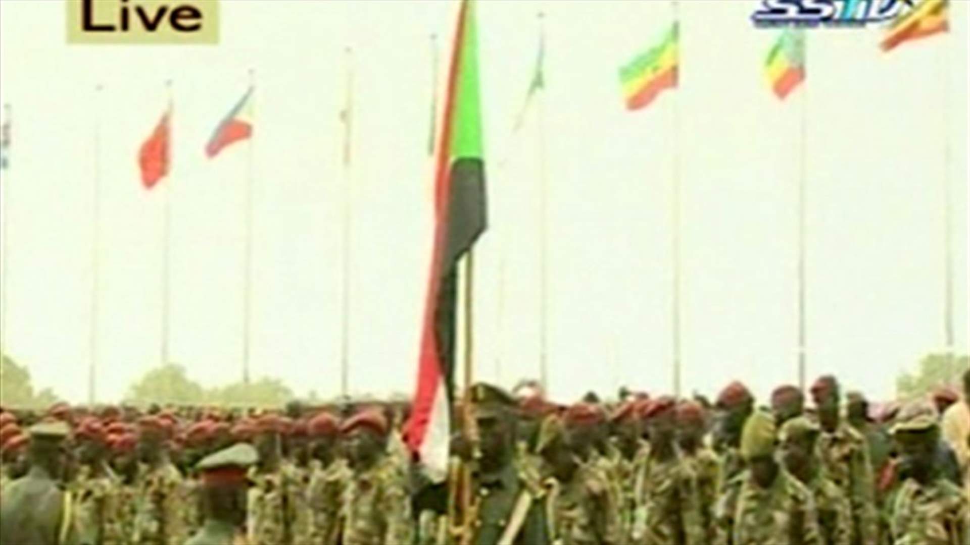 جنوب السودان يعلن رسمياً استقلاله عن الشمال...والاعترافات الدولية تتوالى