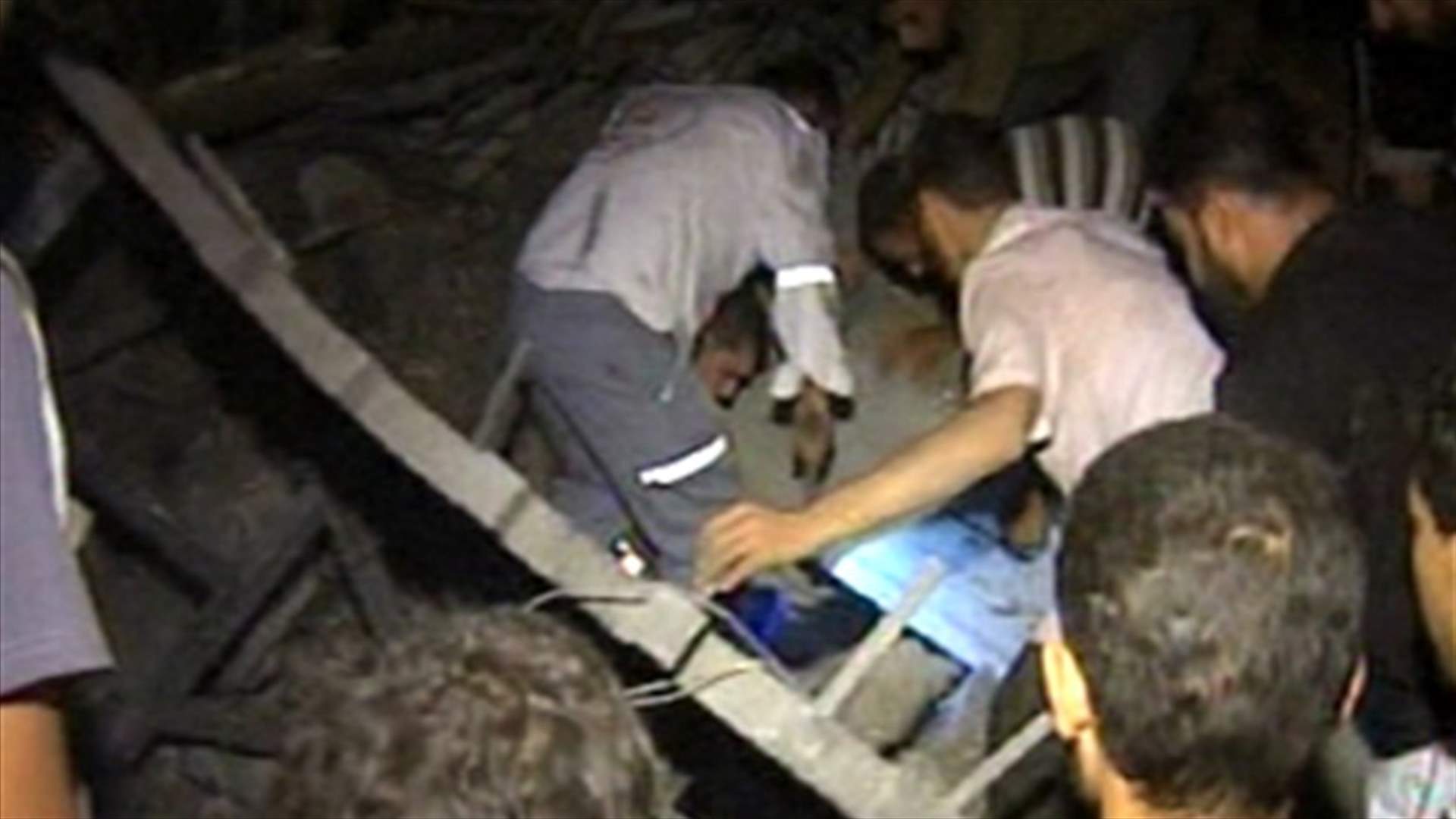 مقتل 3 فلسطينيين وجرح العشرات... واسرائيل ستواصل ضرباتها