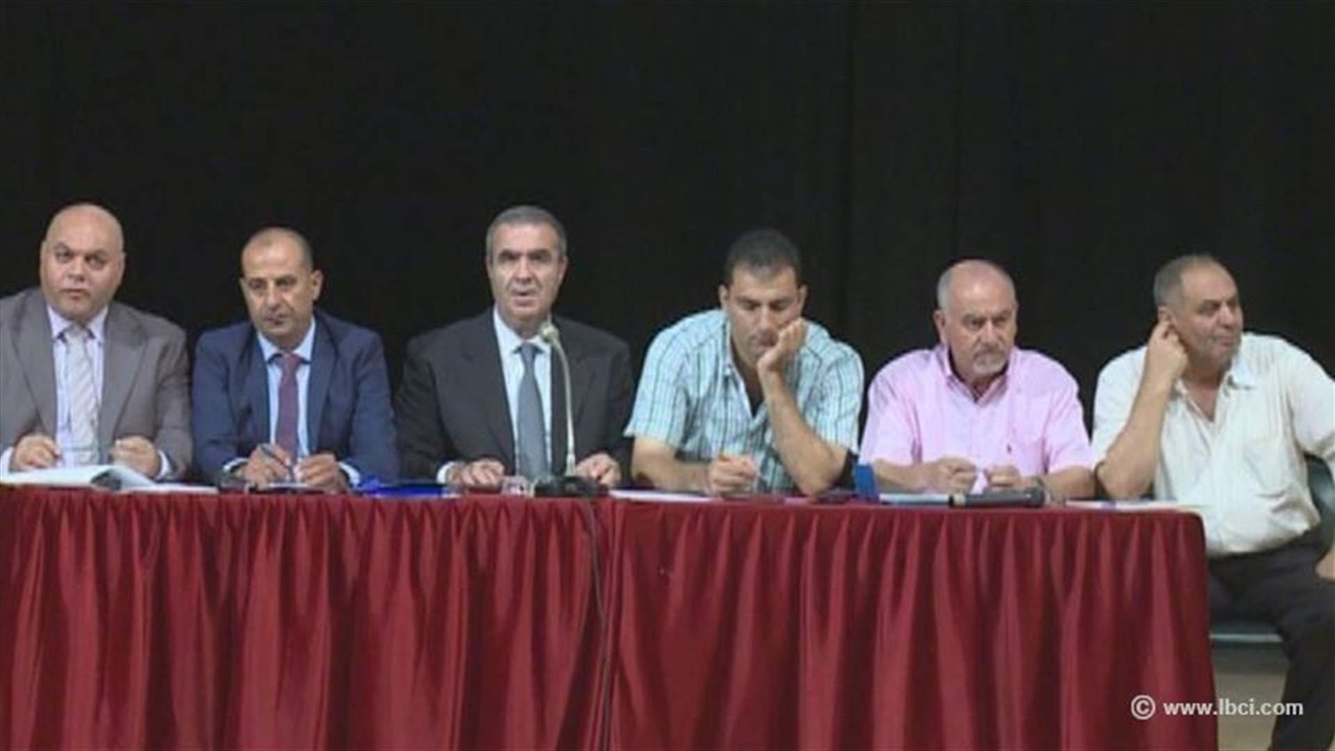 التنسيق النقابية: للانصراف إلى معالجة شؤون الناس