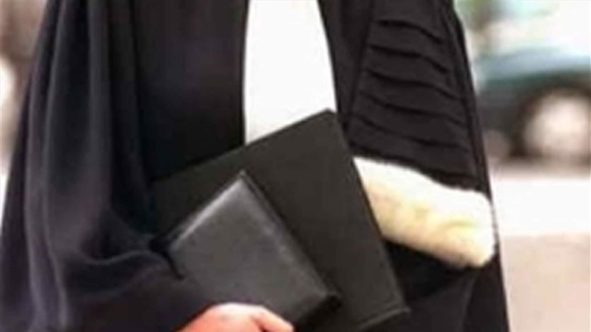 الاعتداء على محامية في فرن الشباك