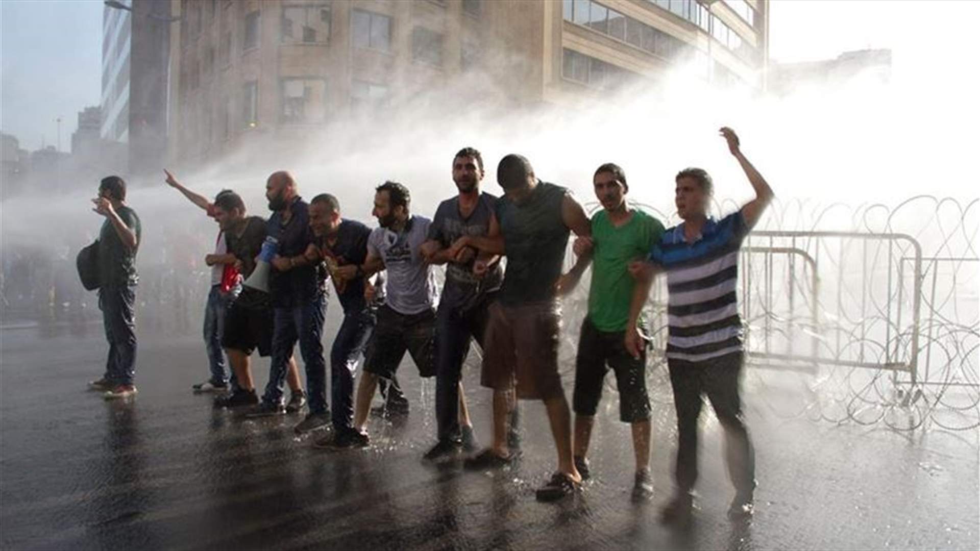 #YouStink Activists Demand Solutions To Waste Management Crisis Amid Governmental Stalemate 