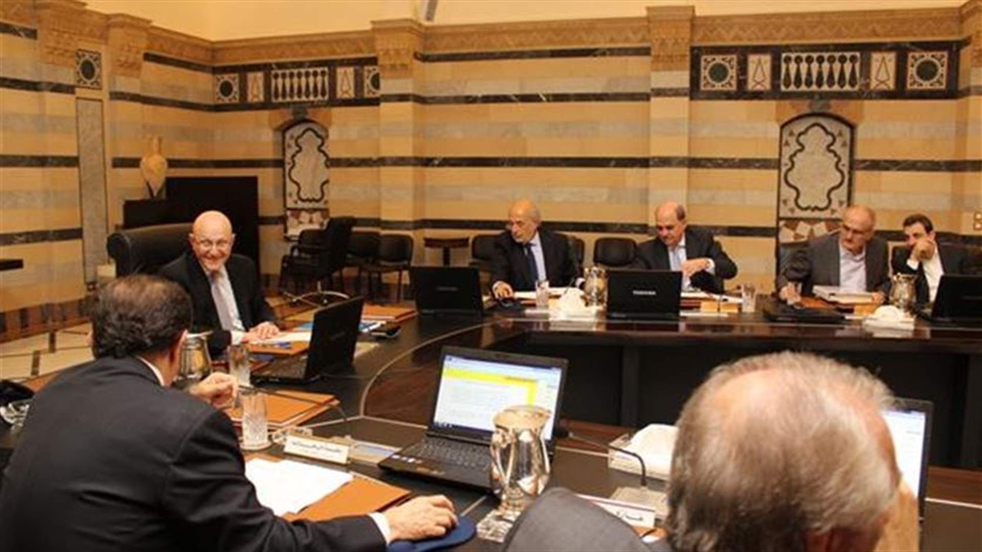 النهار: الحكومة تجاوزت التعطيل عبر اعتماد الاكثرية بدل الاجماع