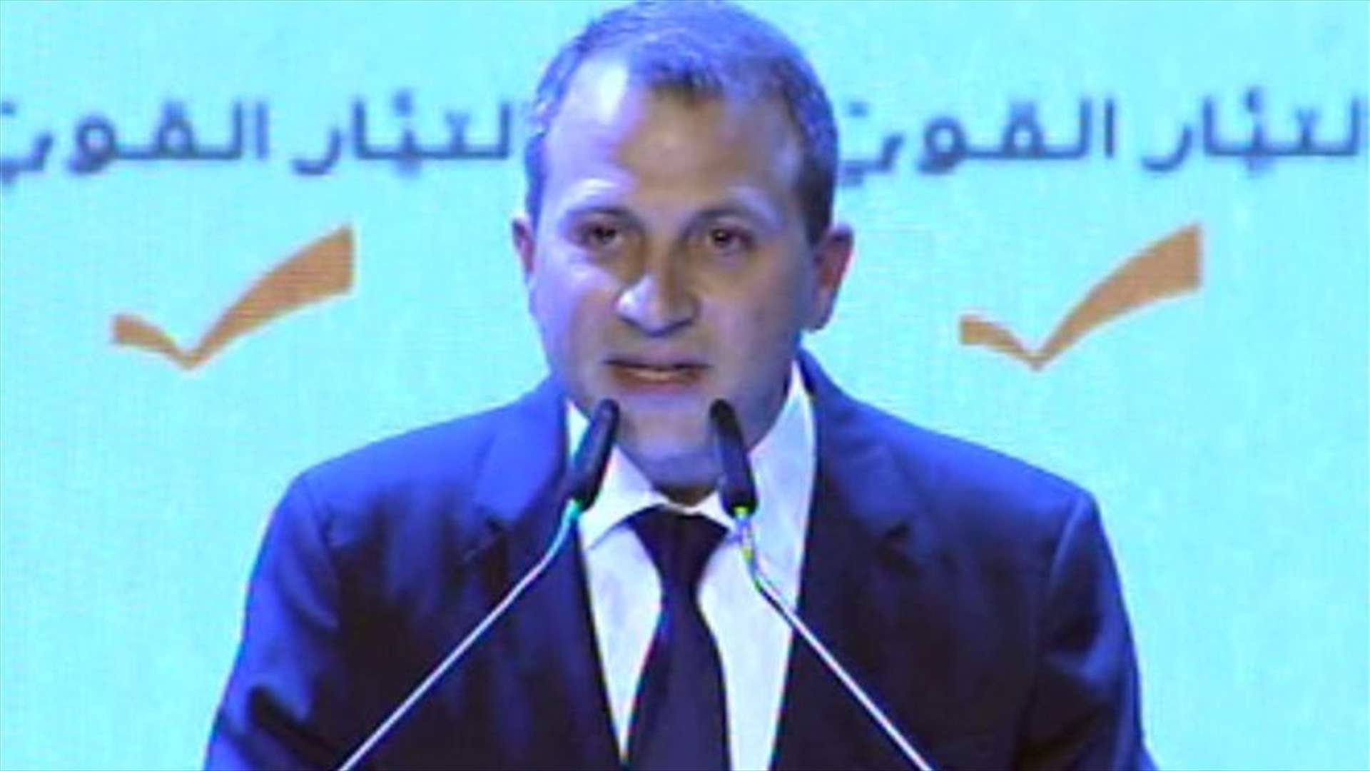 باسيل لعون: أركع أمامك
