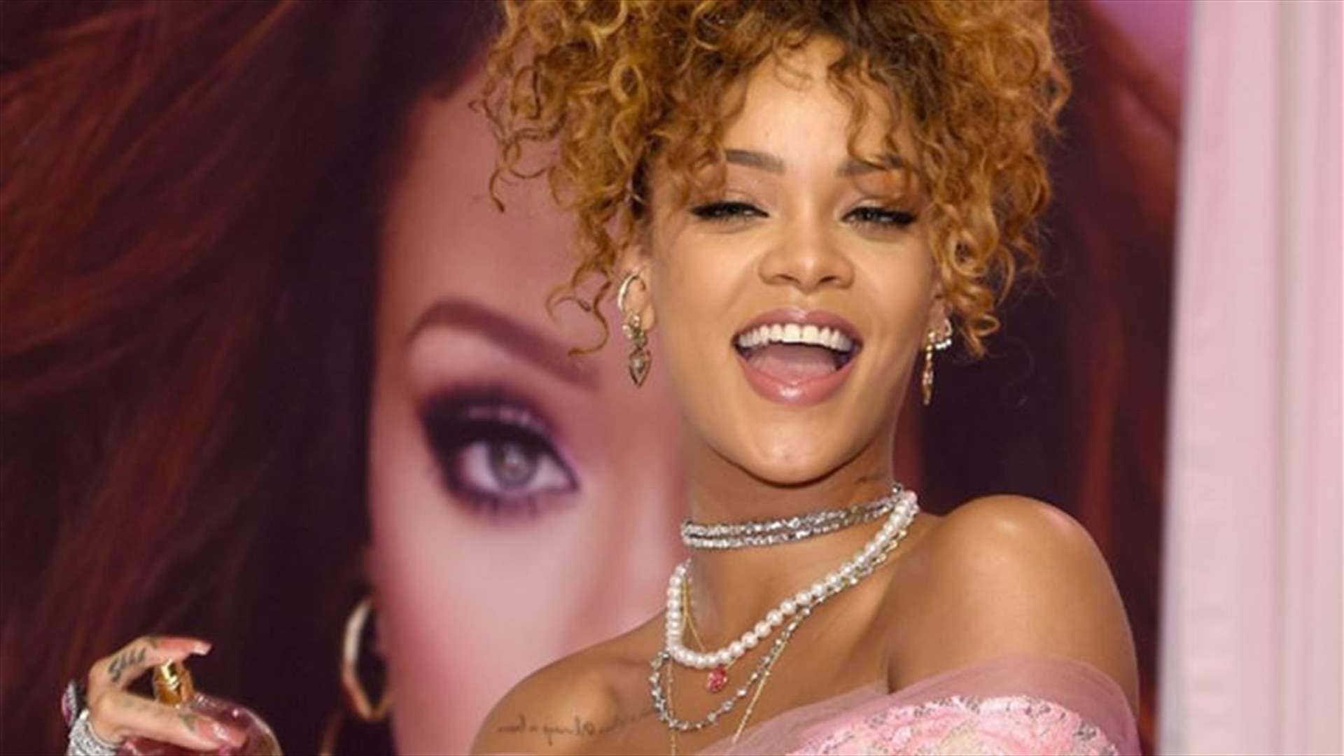 ما قصة Rihanna و RiRi ؟