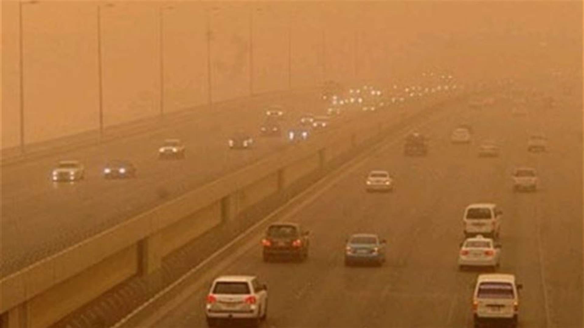 الكويت تغلق 3 موانئ بسبب سوء الأحوال الجوية