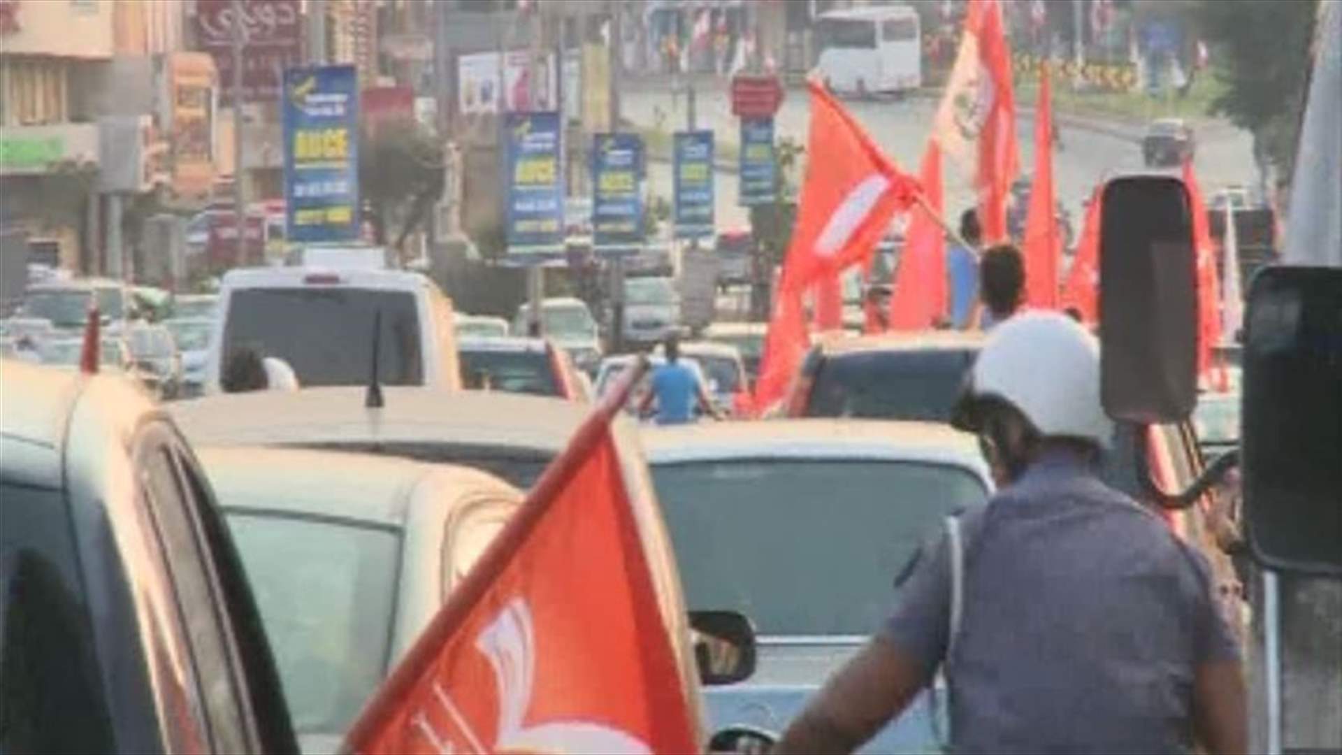 مواكب سيارة للتيار الوطني الحر في عدد من المناطق اللبنانية