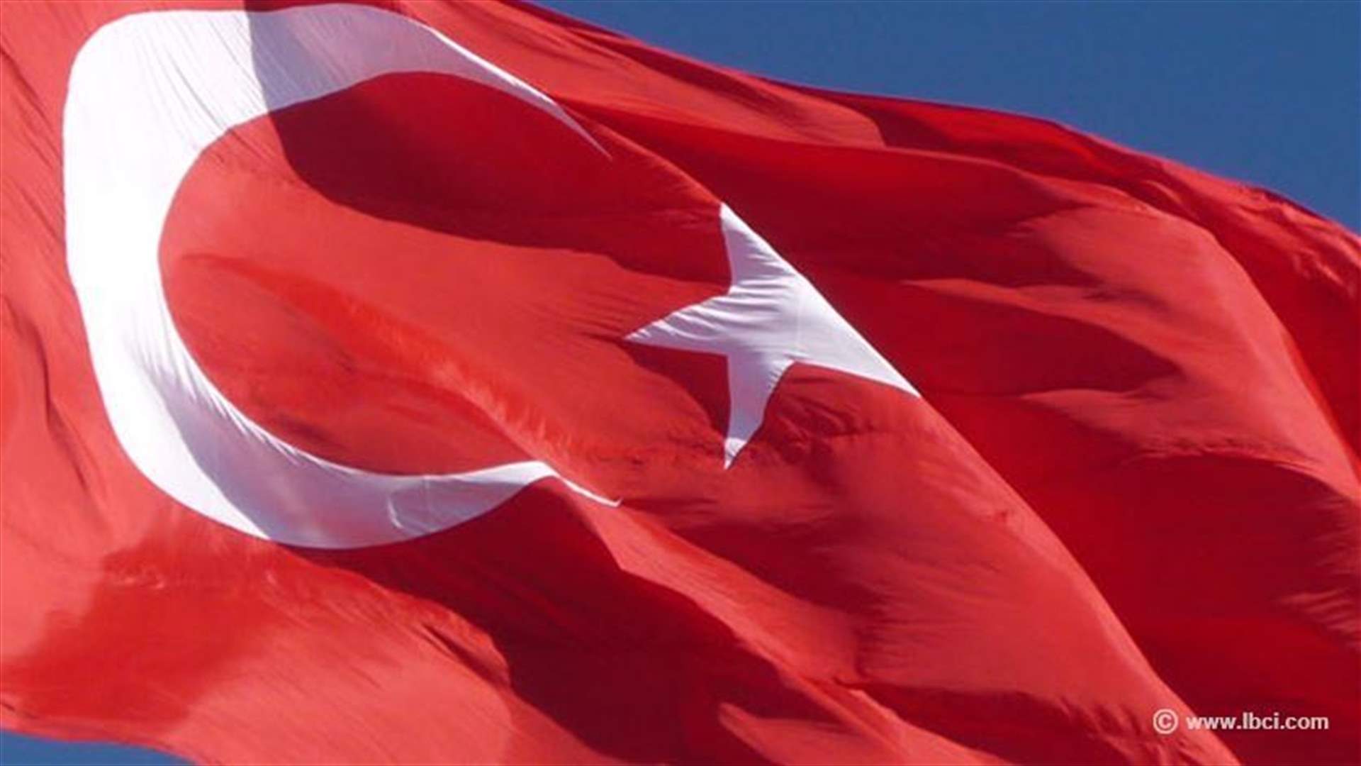 تركيا تمدد تفويض ارسال قوات إلى سوريا عاما عند الضرورة
